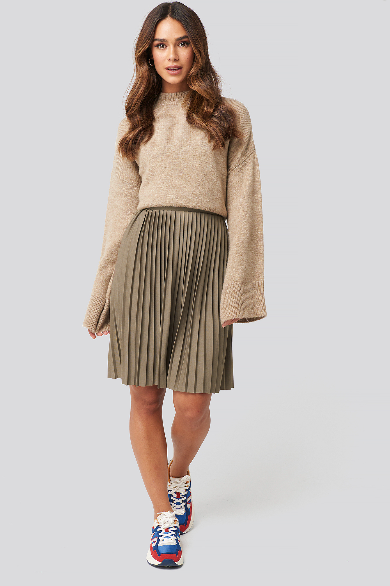 Short Pleated Skirt Khaki
