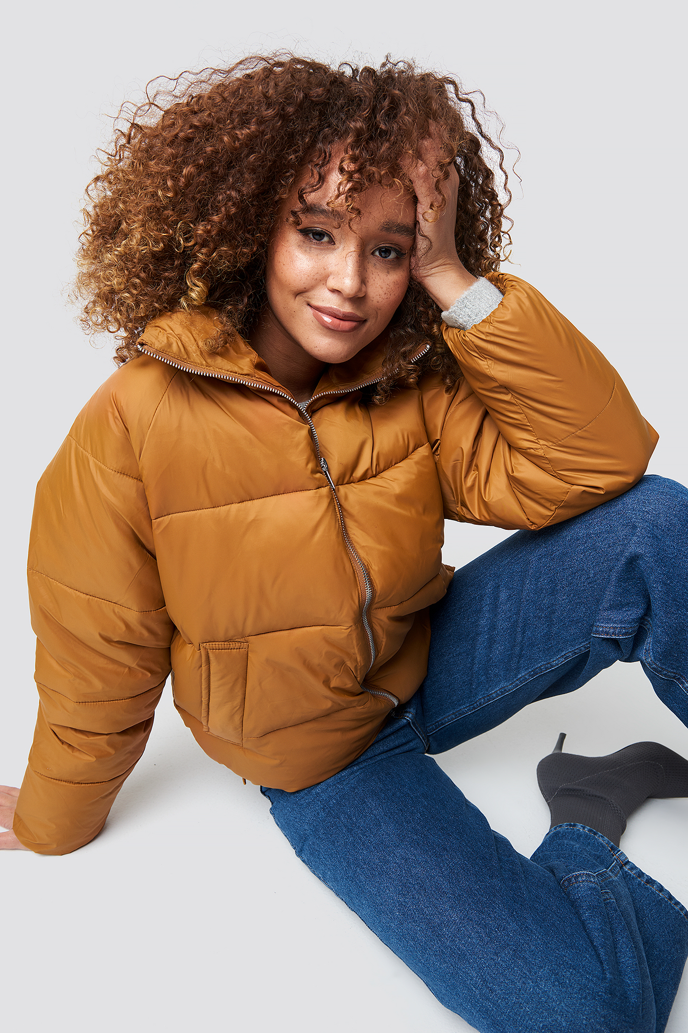 Short Puffer Jacket Tan