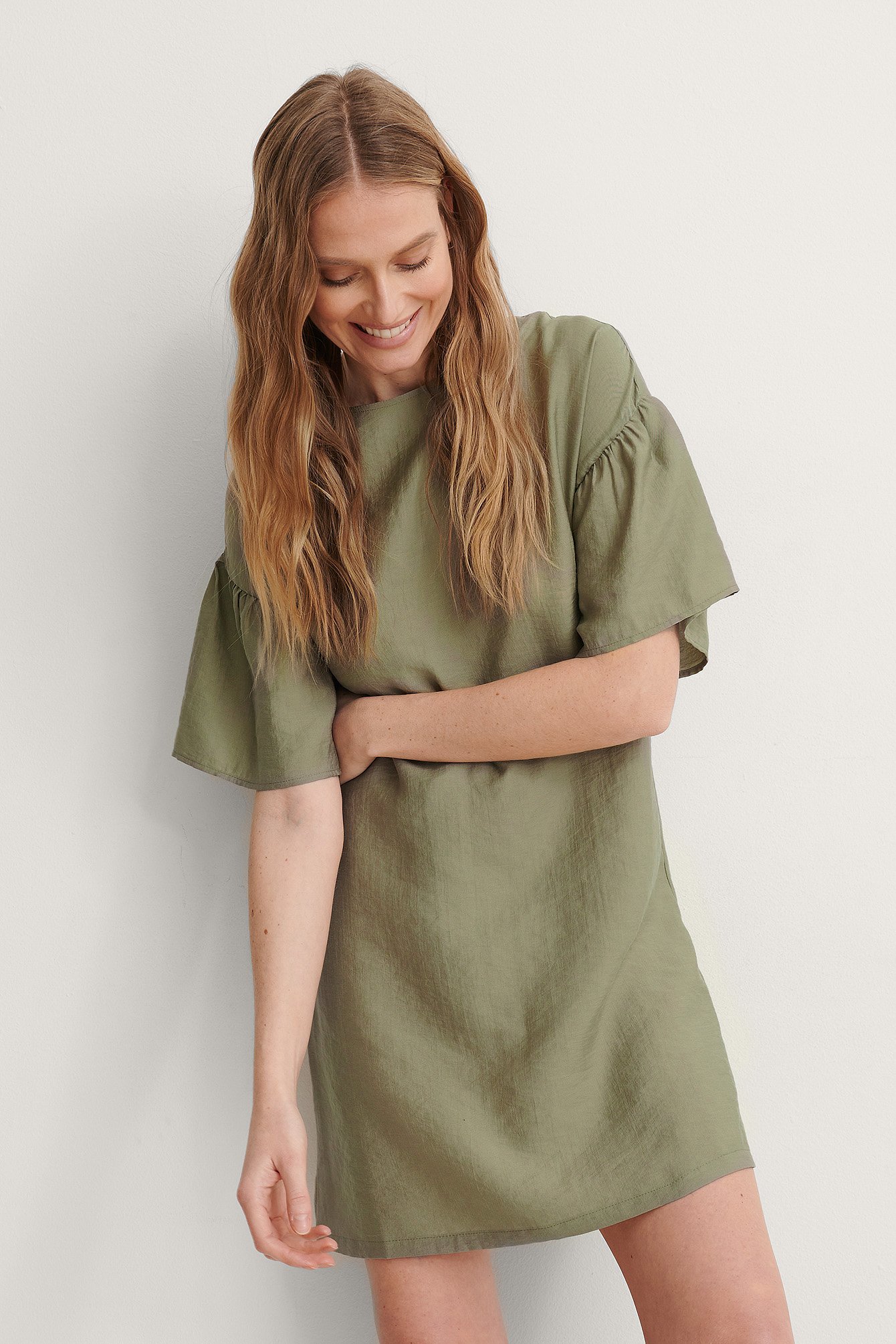 Green Short Ruffle Sleeve Dress