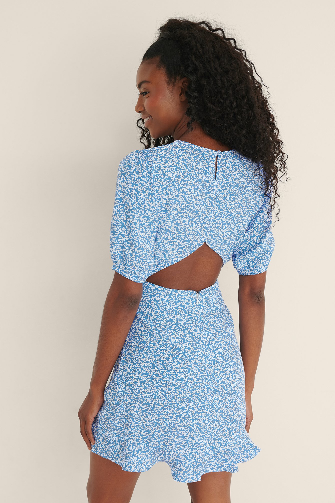 Blue Flower Short Sleeve Open Back Mini Dress