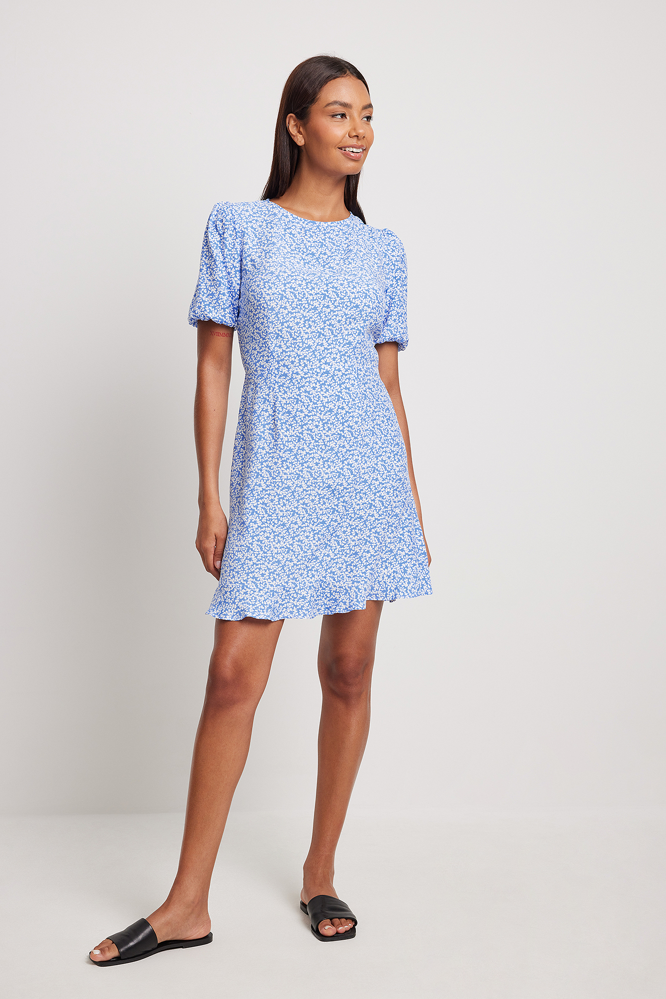 Short Sleeve Open Back Mini Dress Blue 