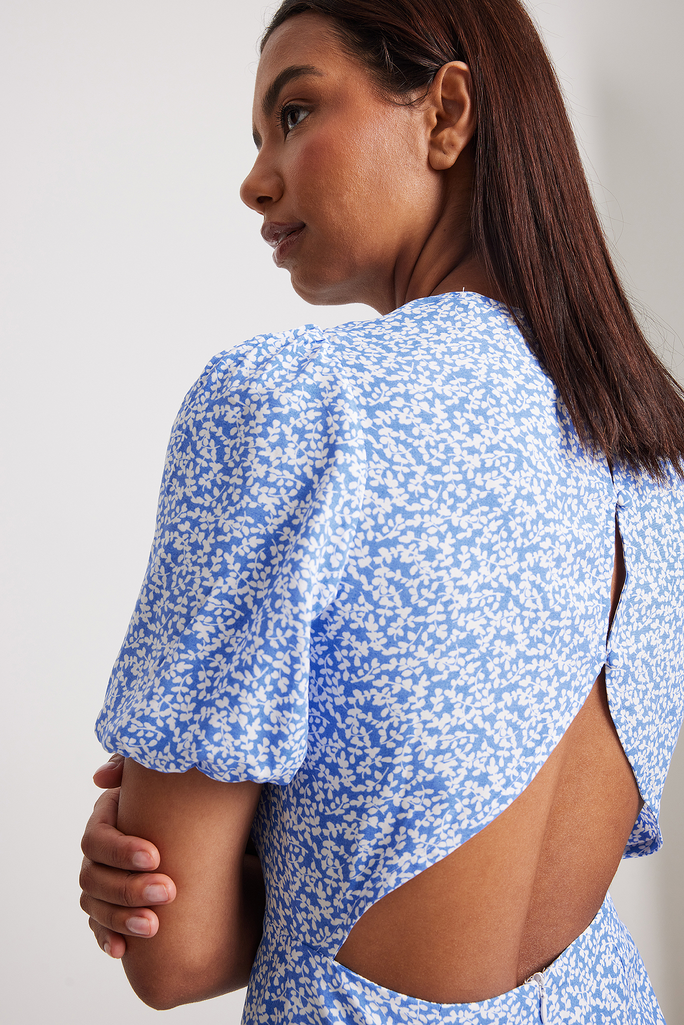 Short Sleeve Open Back Mini Dress Blue 