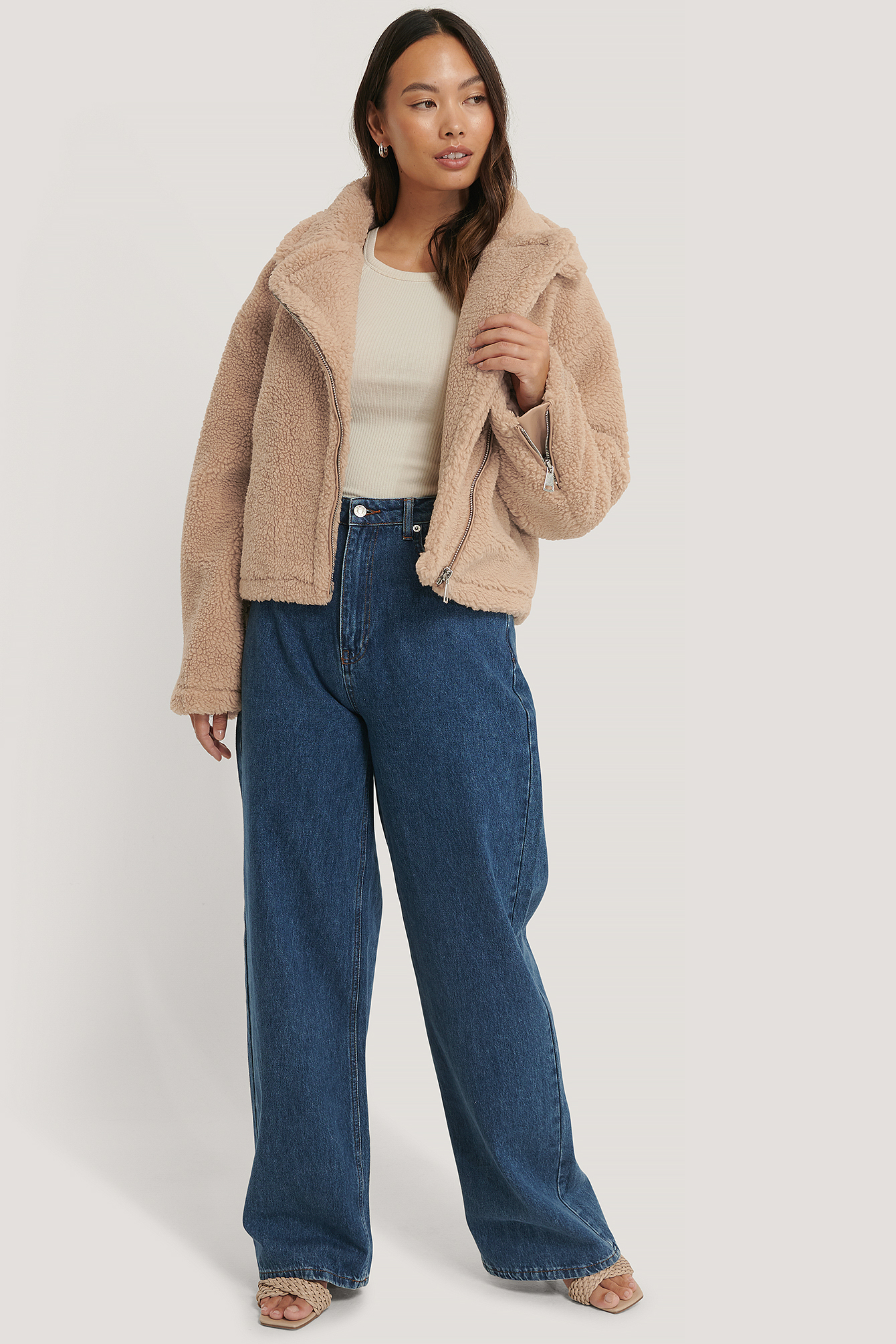 Short Teddy Zipper Jacket Beige | na-kd.com