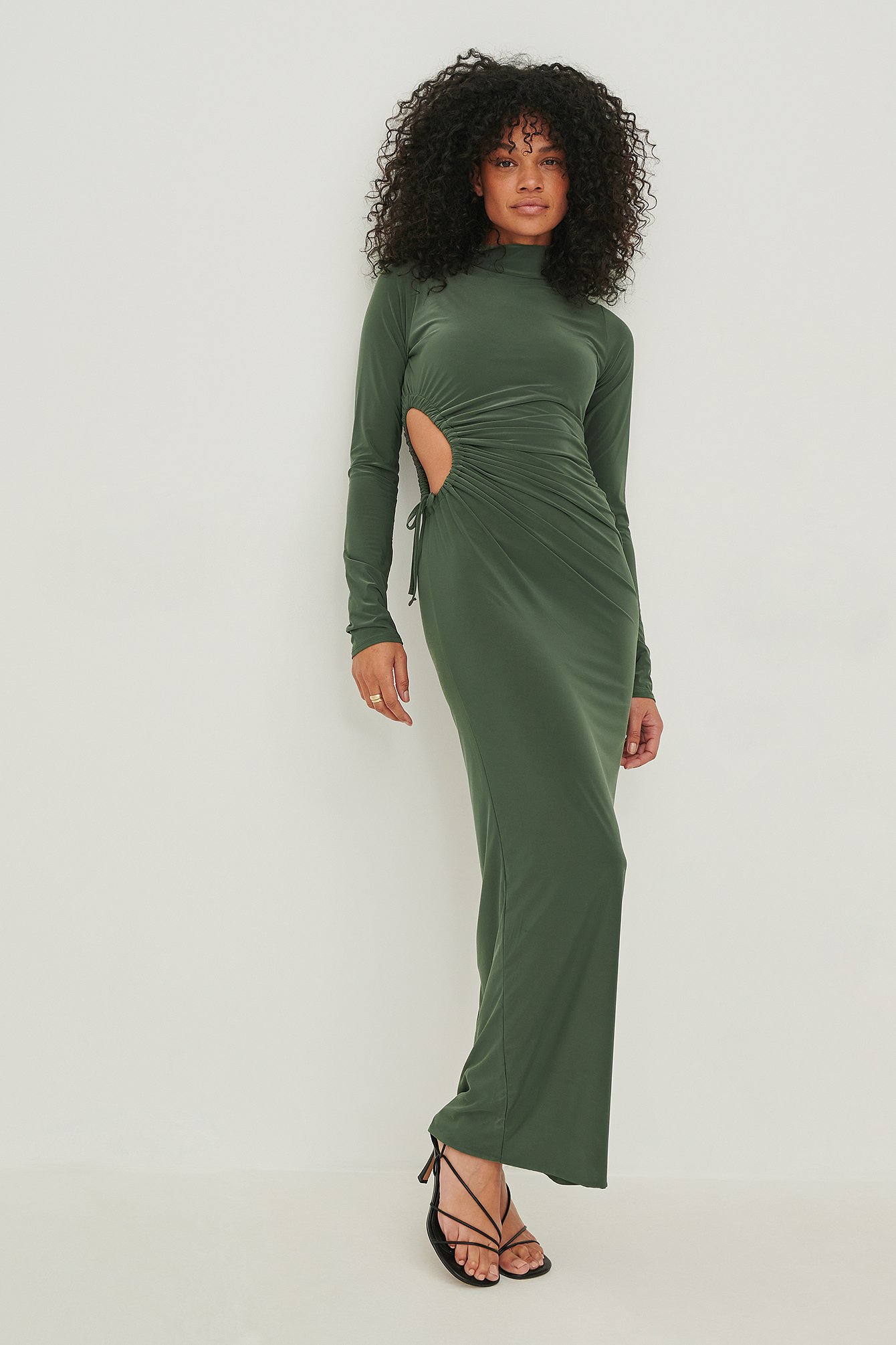 cut out maxi