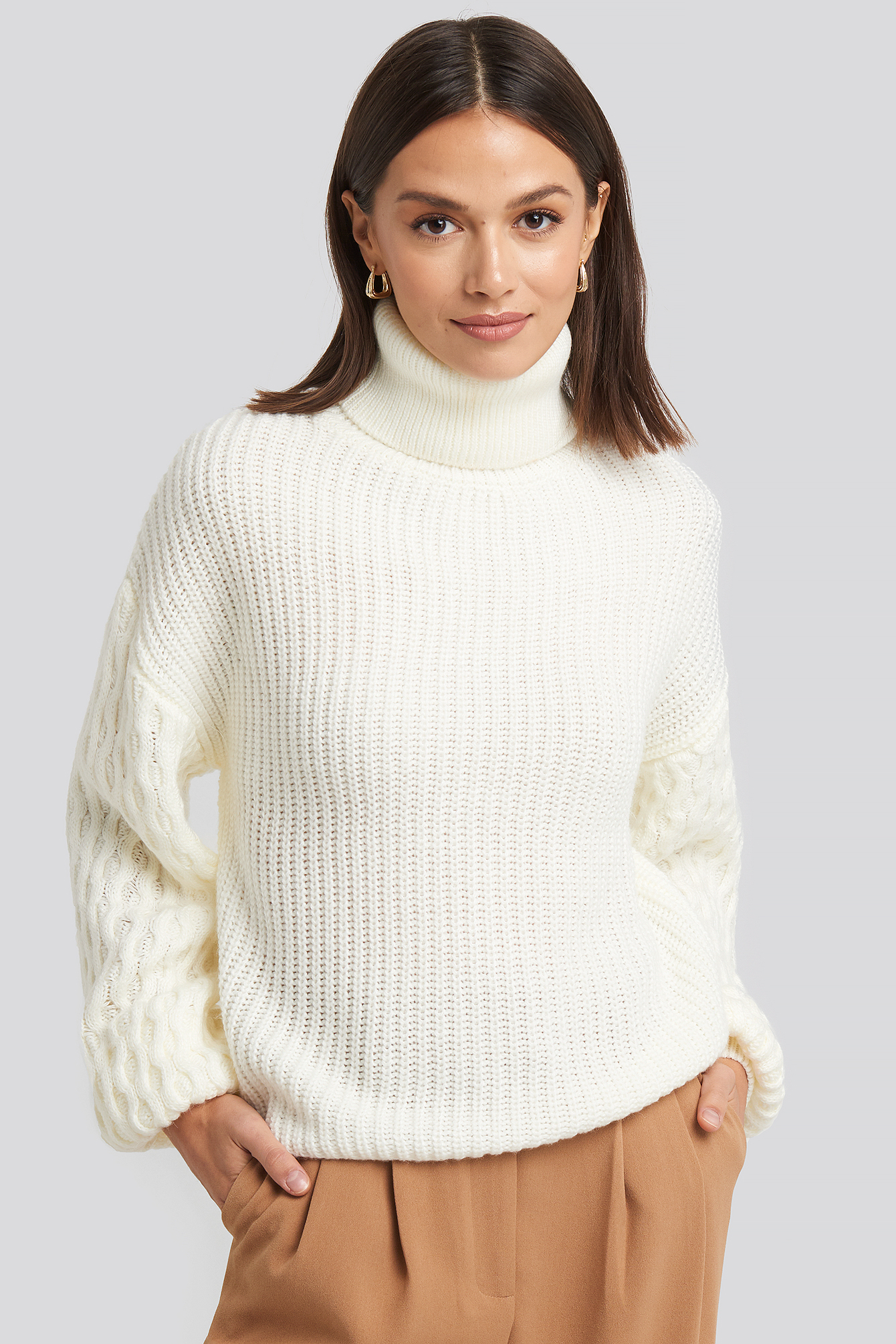 Sleeve Detailed Knitted Polo Sweater Offwhite