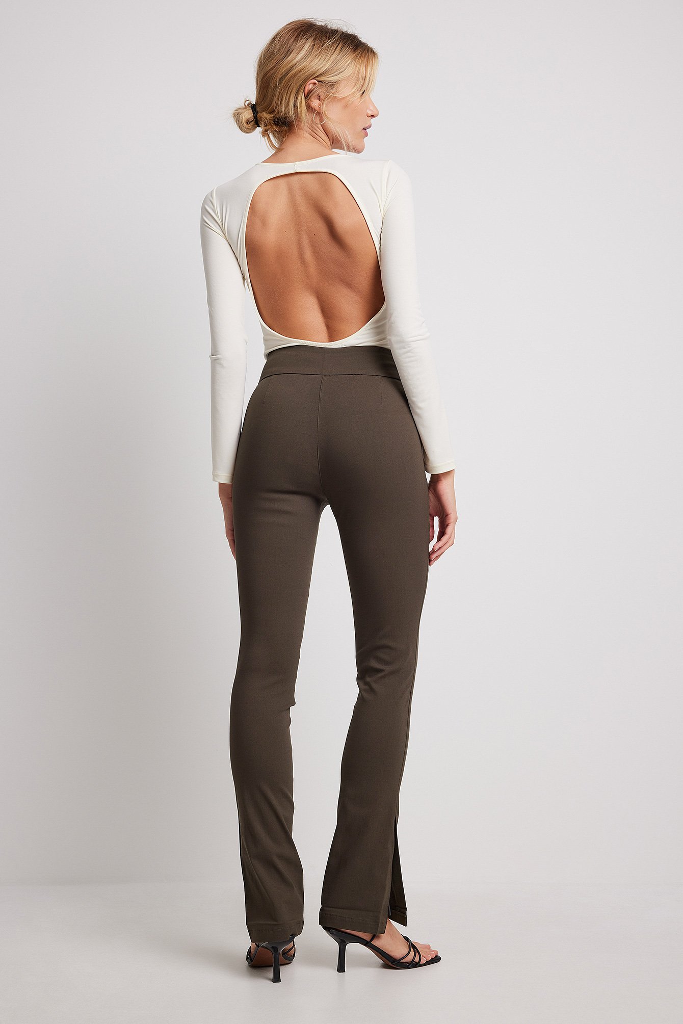 Brown Pantalones superelásticos slim fit con apertura