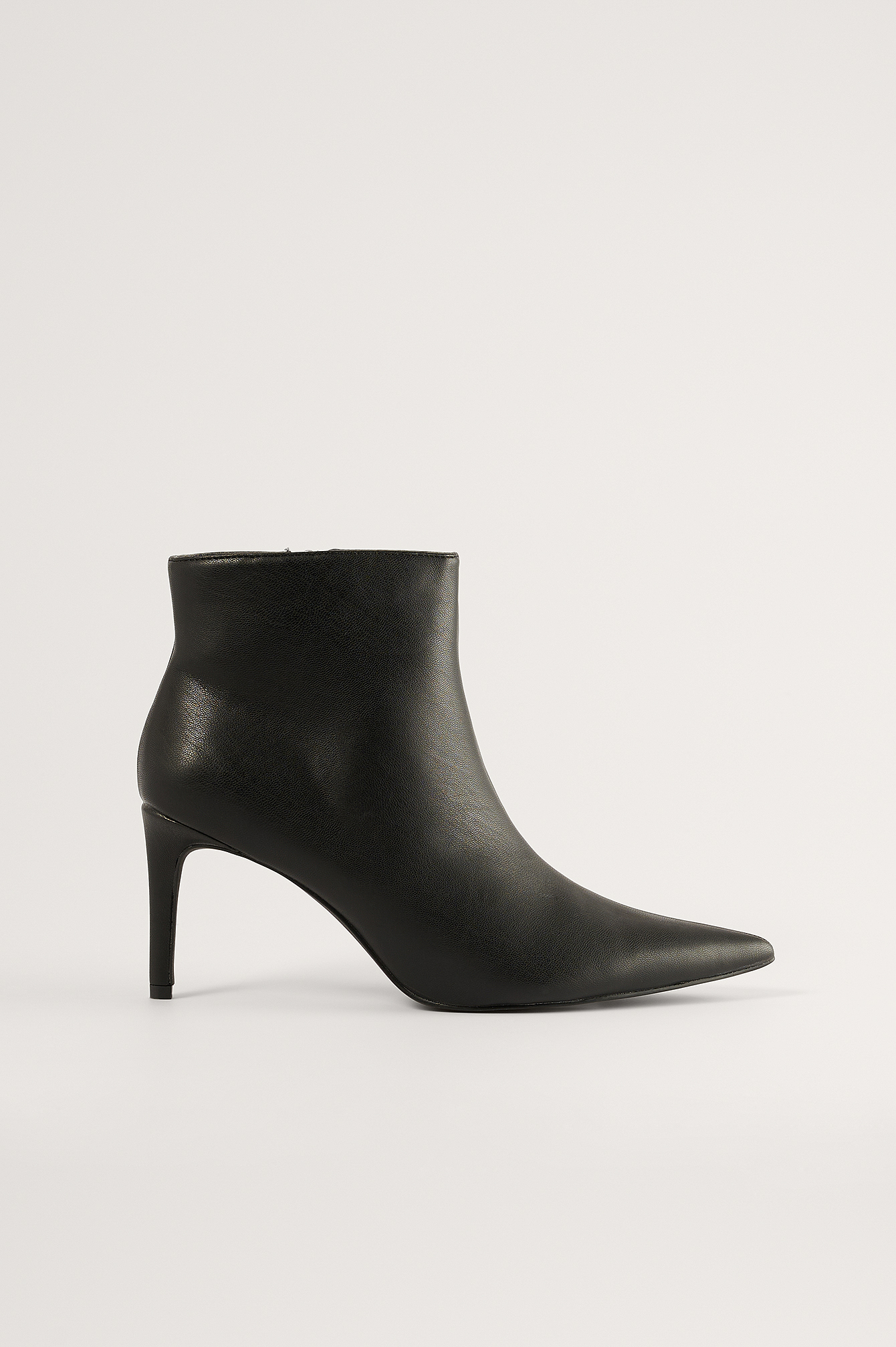 Slim Pointy Stiletto Boots Black | NA-KD