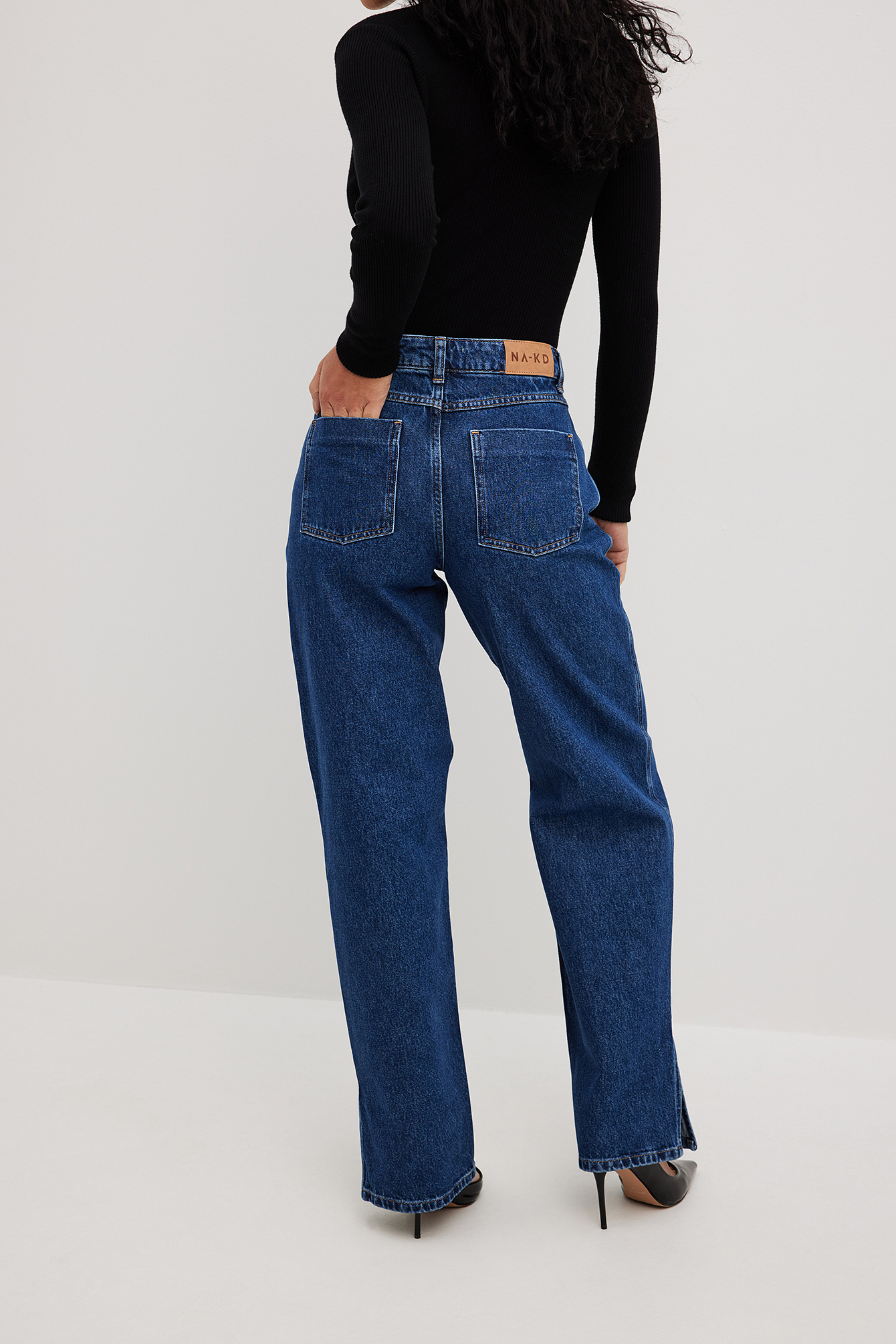Slit Detail Straight Jeans Blue | NA-KD