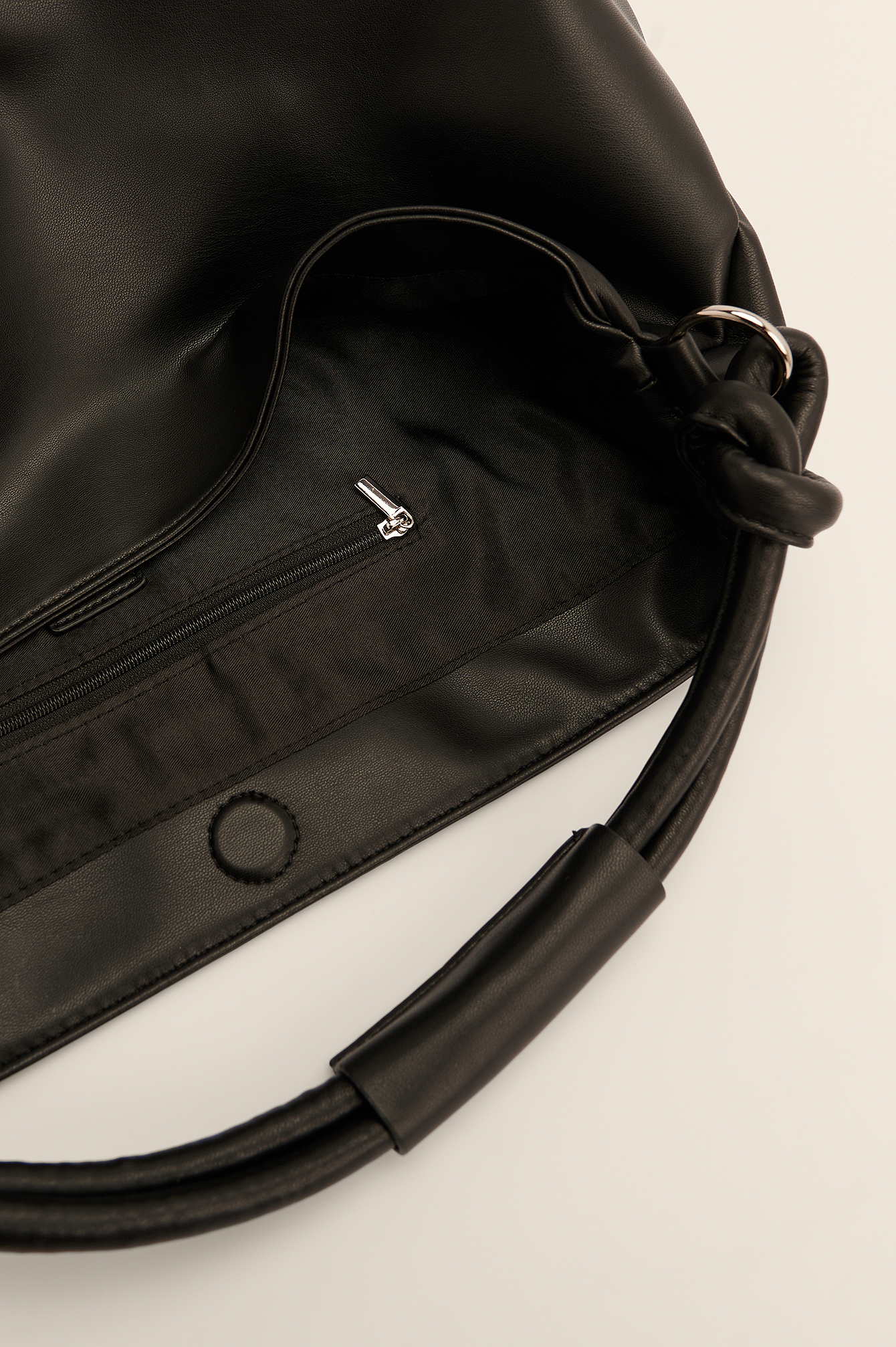 Slouchy Knot Strap Bag Black