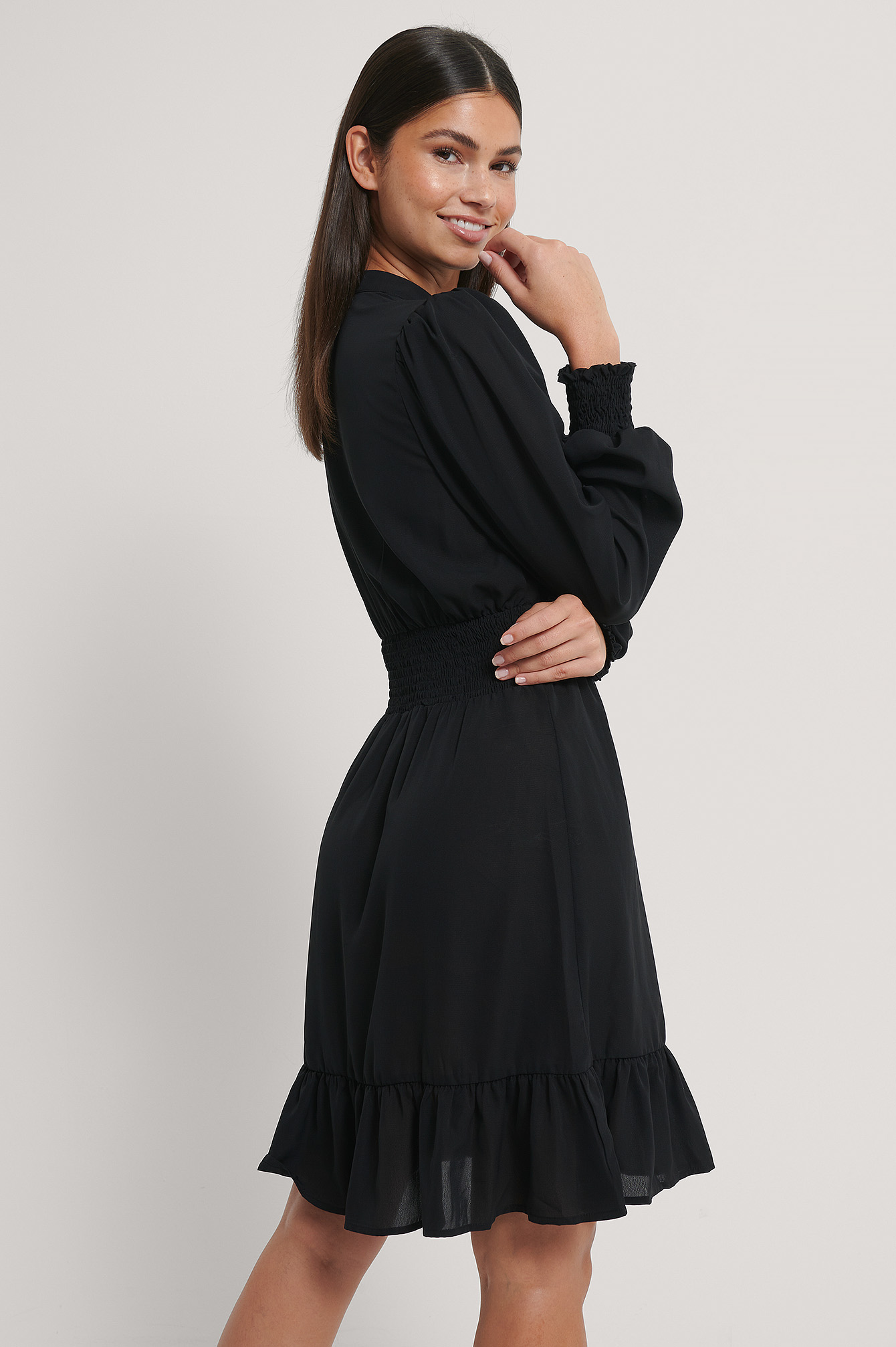 Smock Waist V-Neck Dress Black | na-kd.com