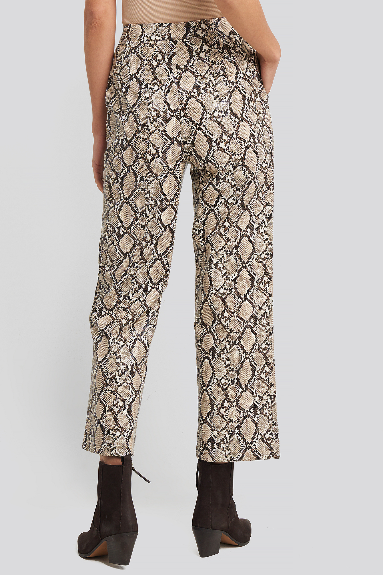 Snake Printed Cropped Pants Beige | na 