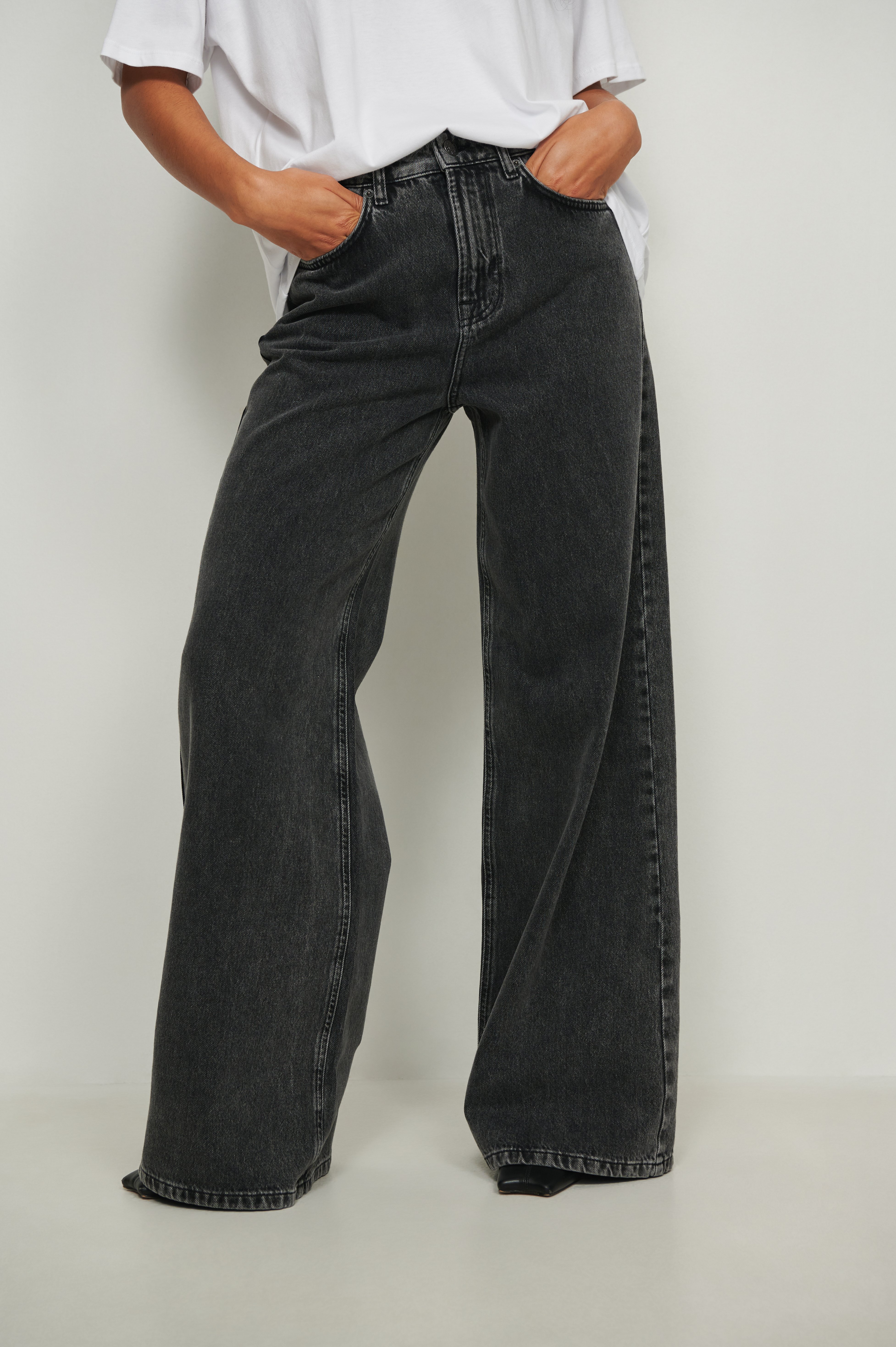 NA-KD Trend Soft Rigid Wide Jeans - Grey