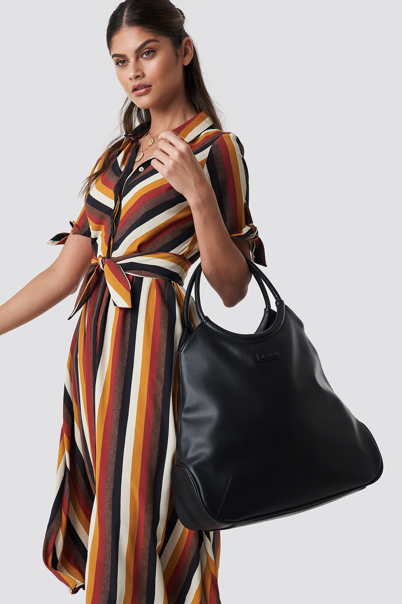 Soft Rounded Shopper Black