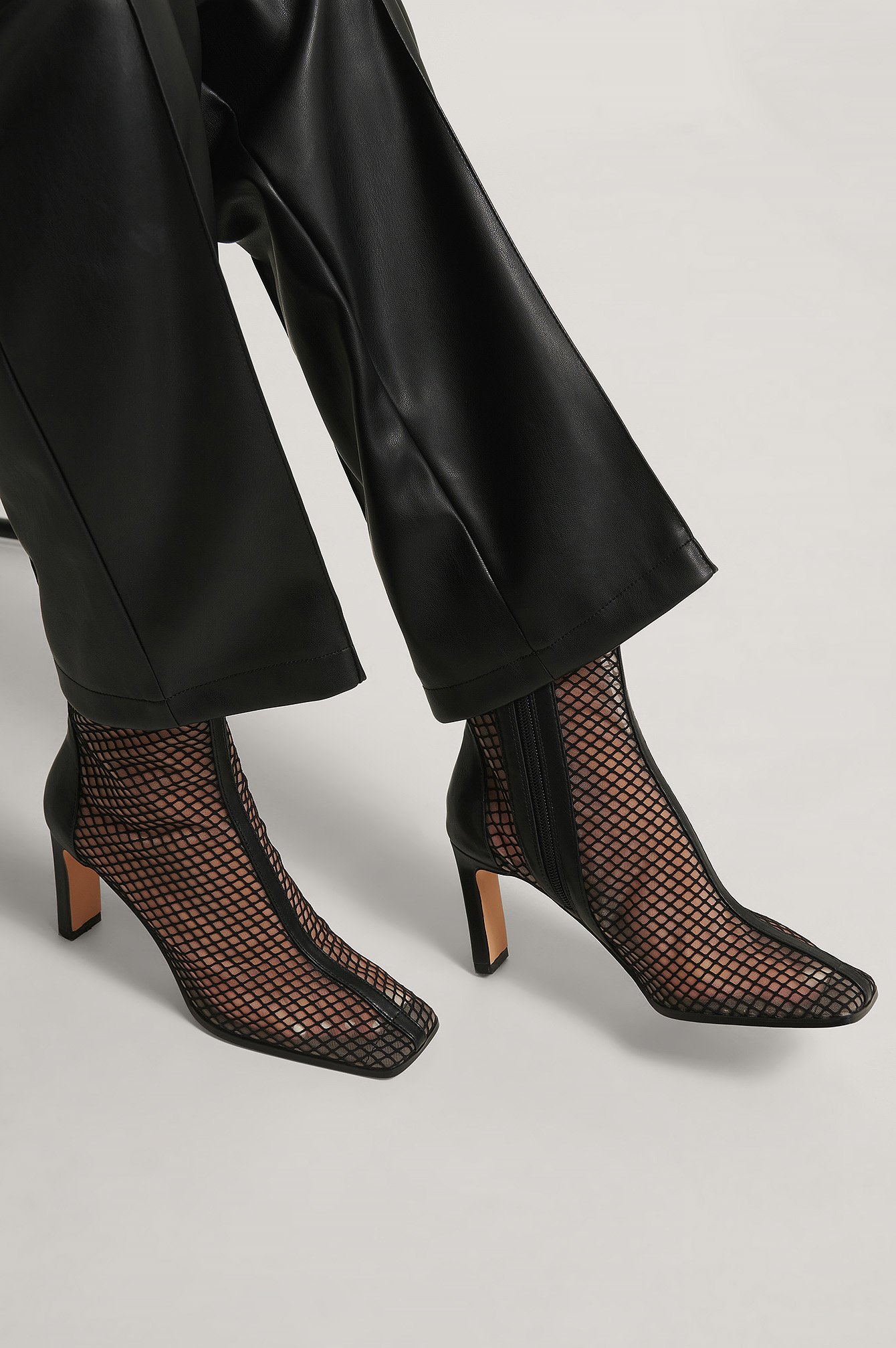 アメリビンテージTRIANGLE HEEL MESH BOOTS M-connectedremag.com