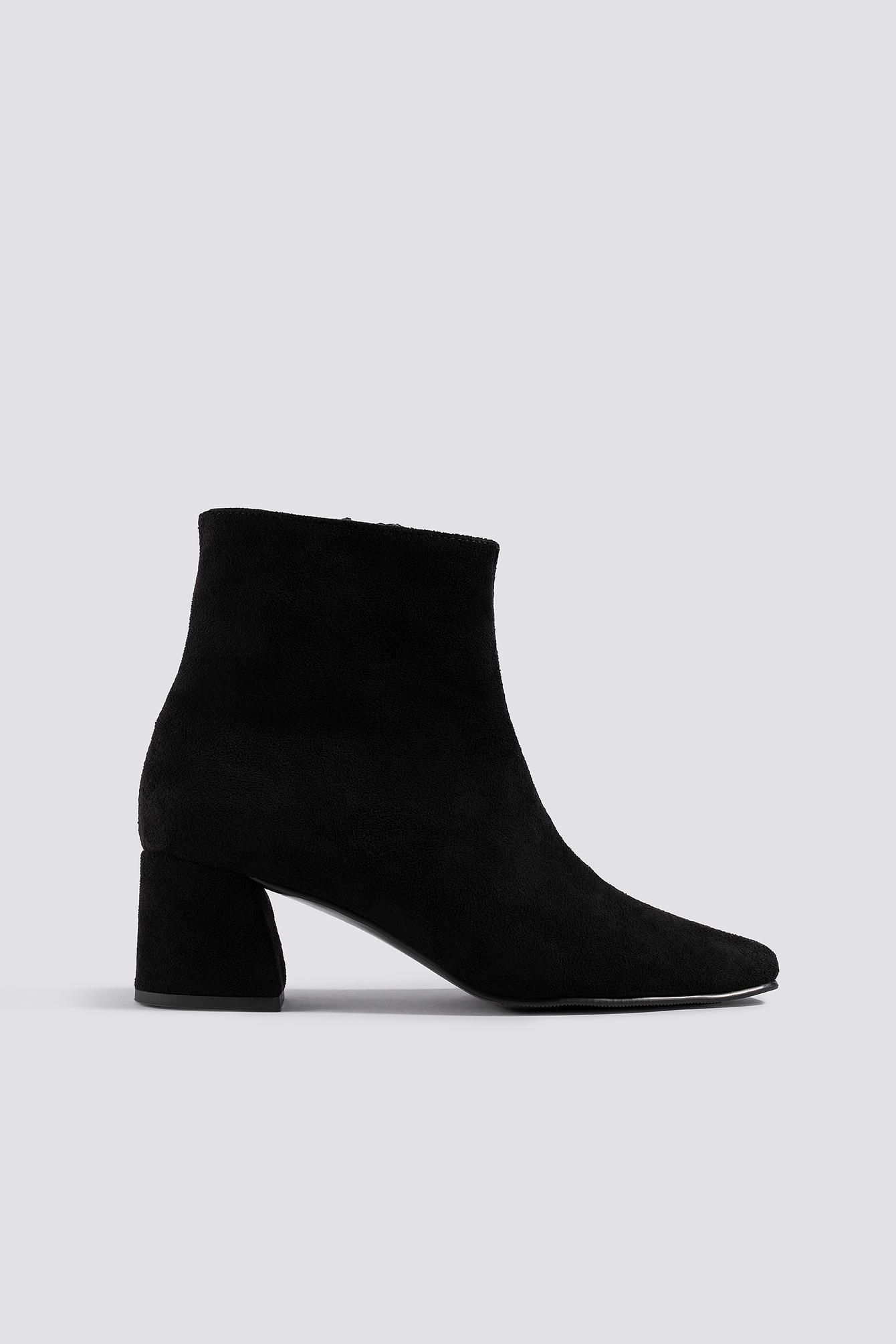 Squared Toe Basic Boots Black