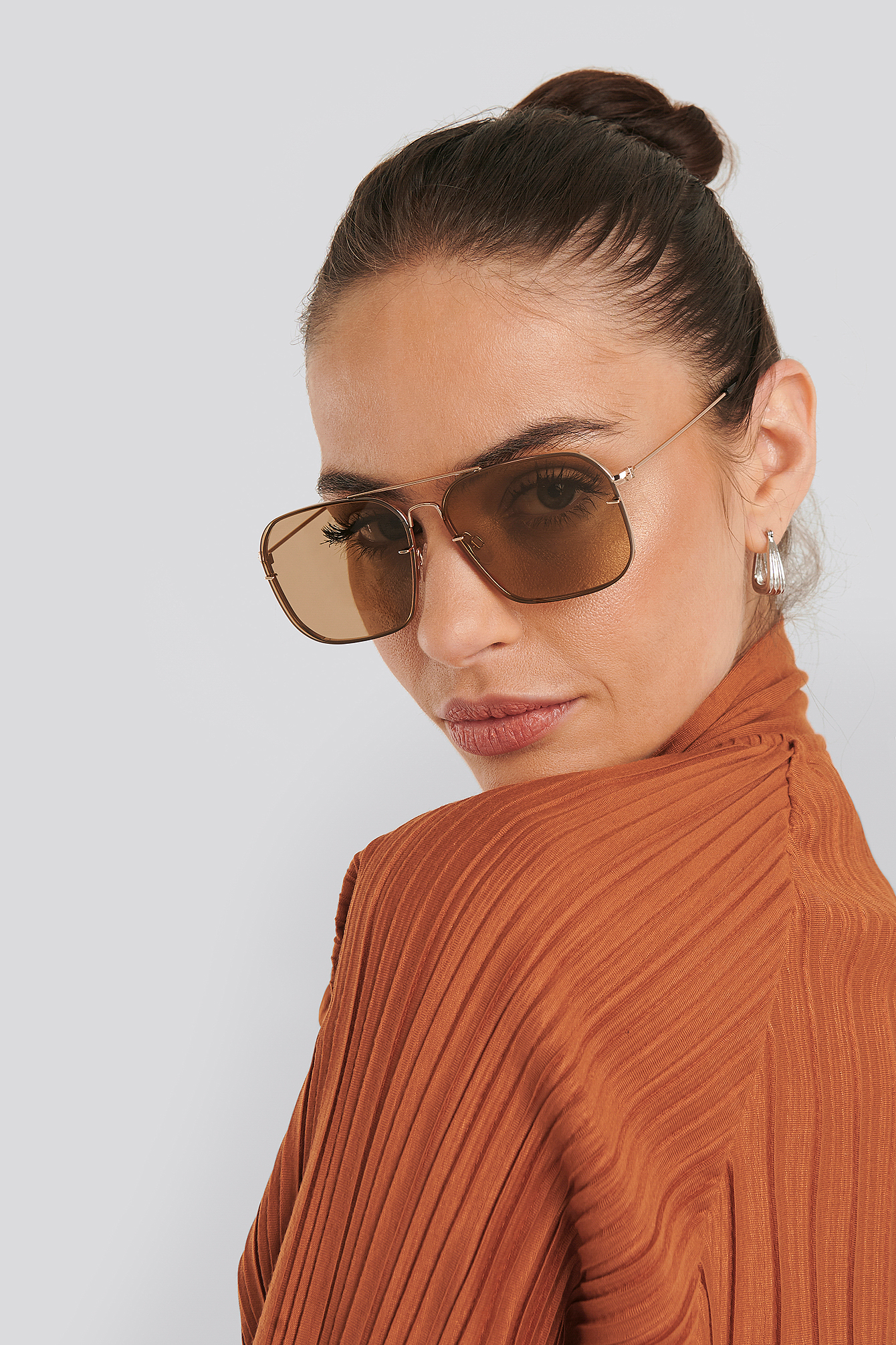 square wire frame sunglasses