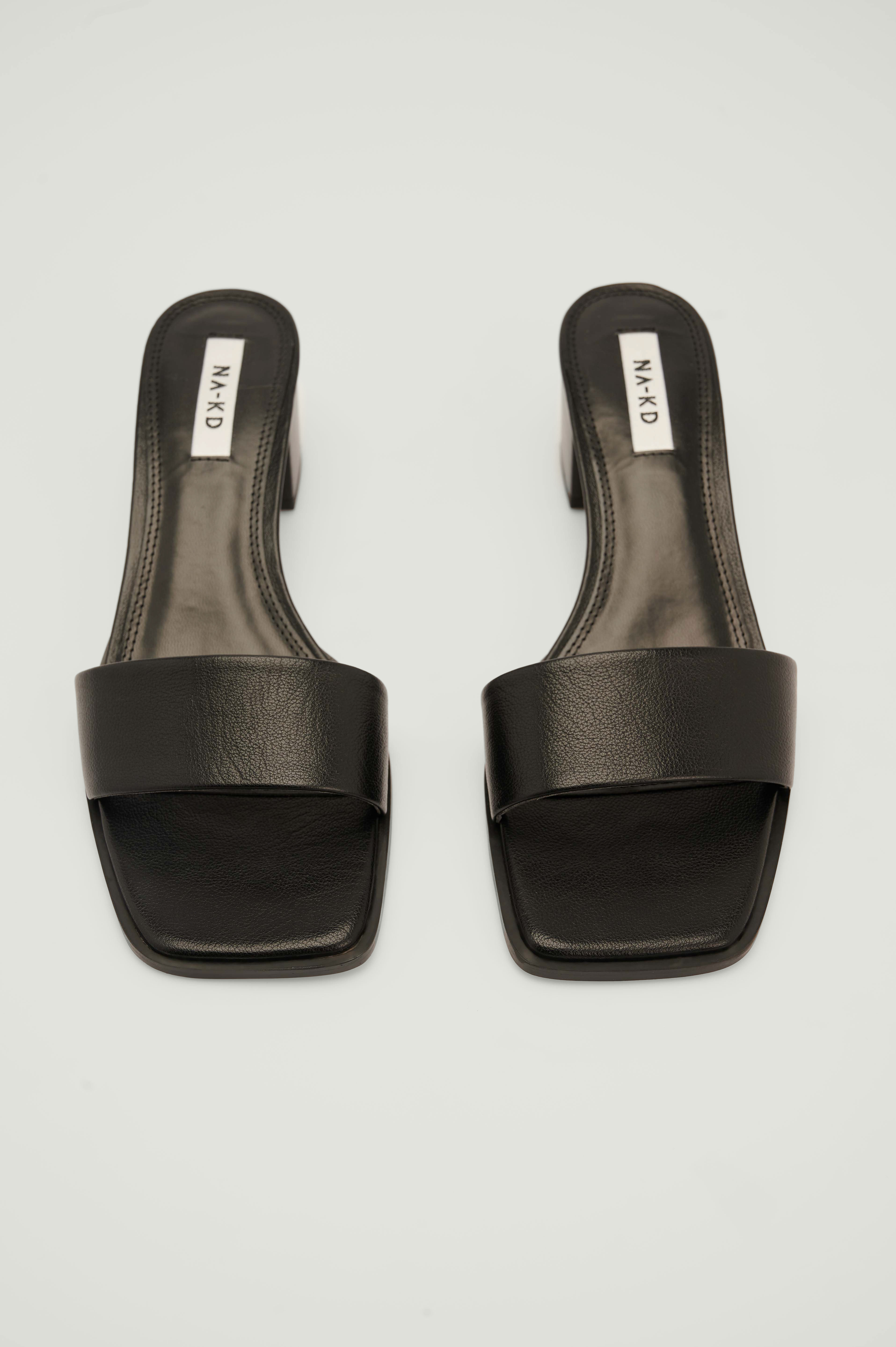 Stacked Block Heel Mules Black | na-kd.com