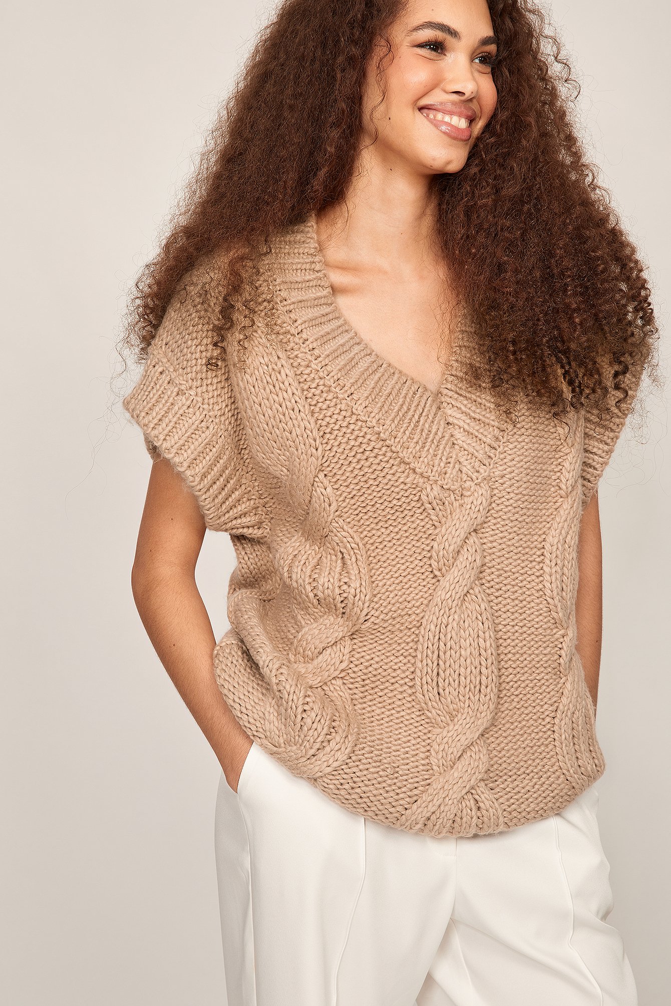 Beige Statement Chunky Cable Knit Vest