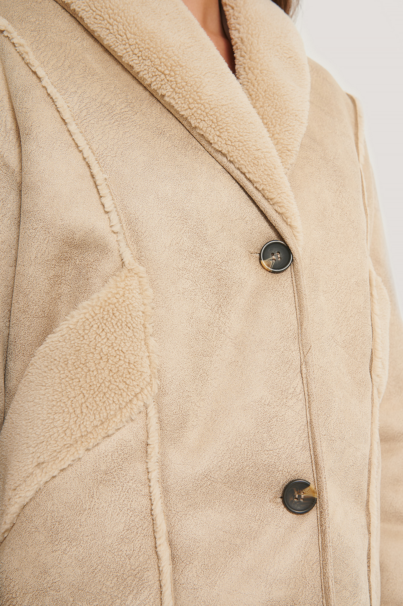 STÉPHANIE DURANT X NA-KD Slanted Pocket Suede Jacket Beige