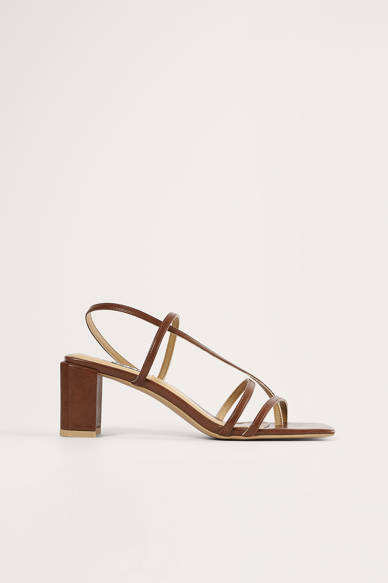 nakd sandals