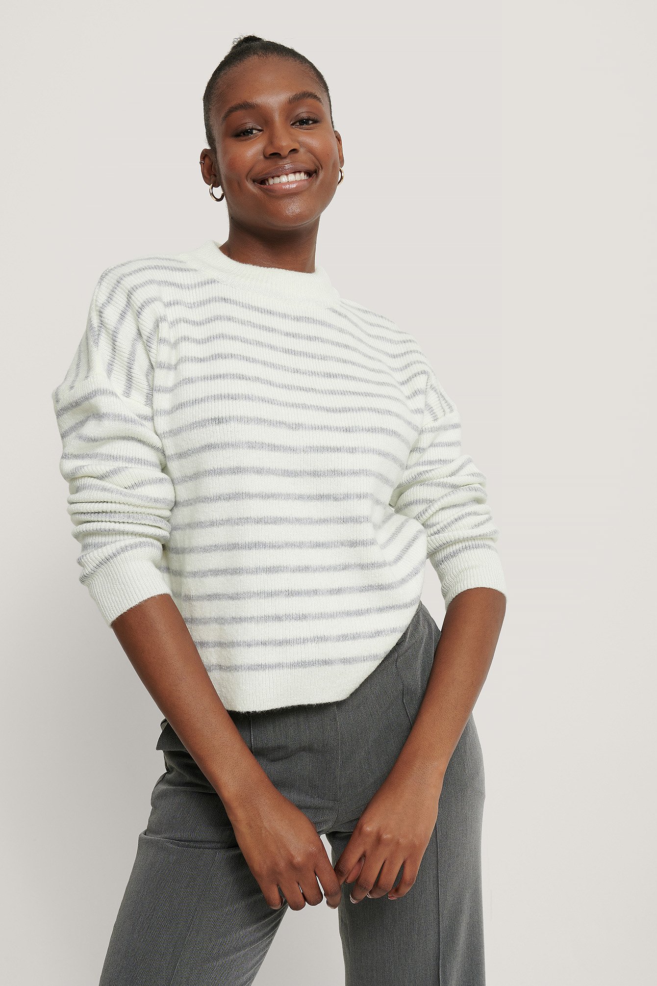 Grey/White Striped Round Neck Knitted Sweater