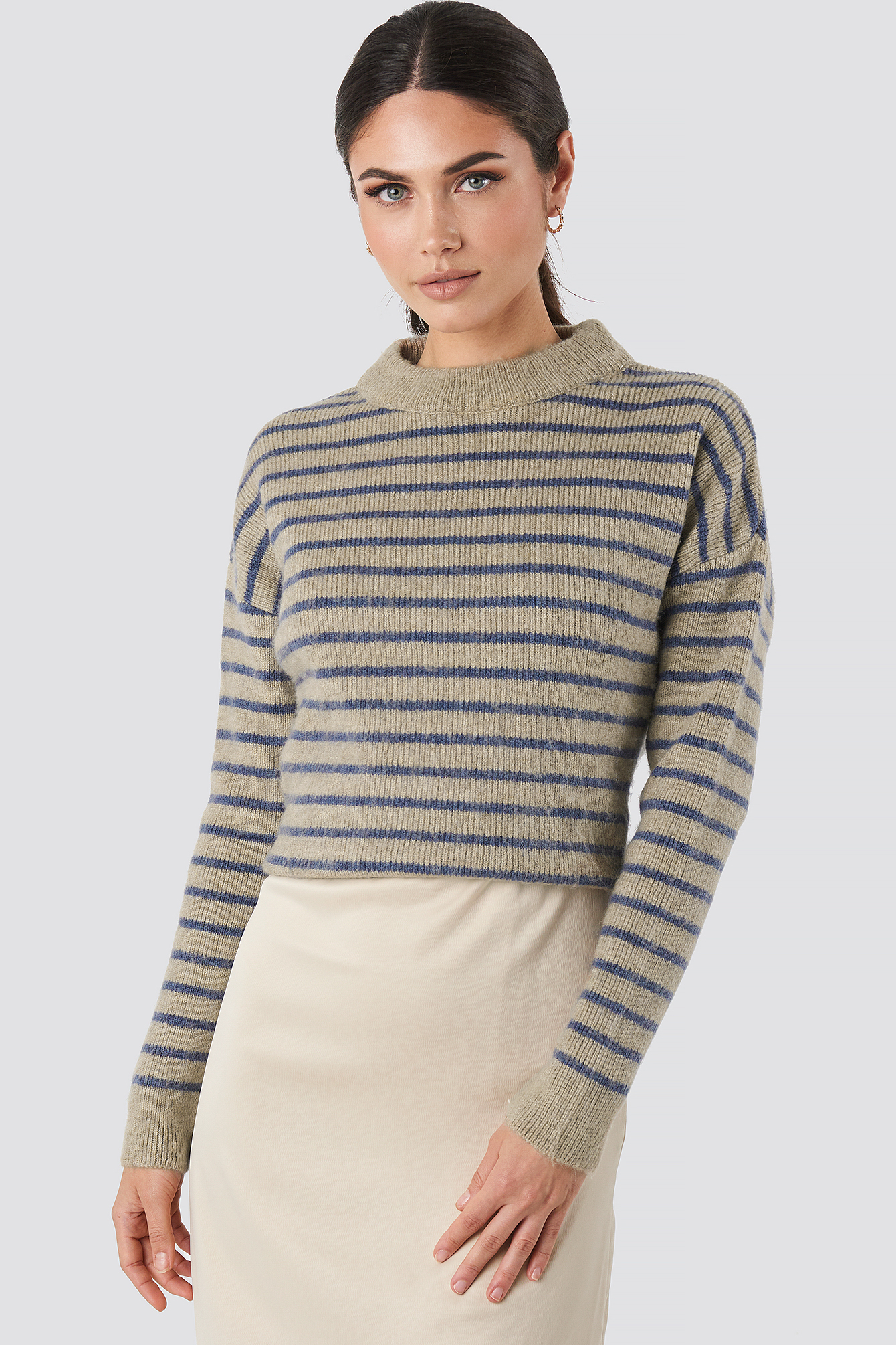 Striped Round Neck Knitted Sweater Blue/Beige