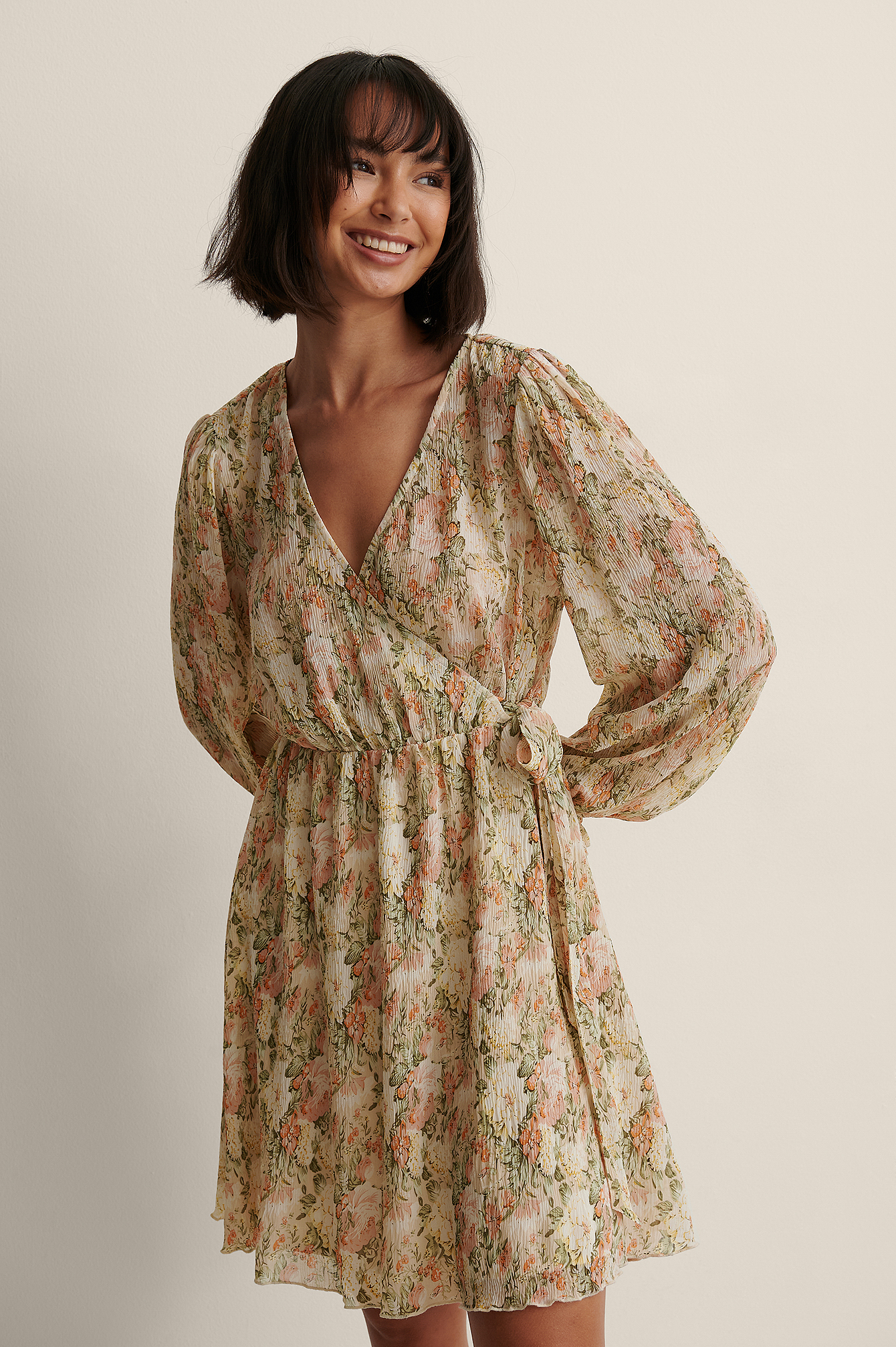 Wickelkleid Online Kaufe Heute Dein Kleid In Wickeloptik Na Kd Com 