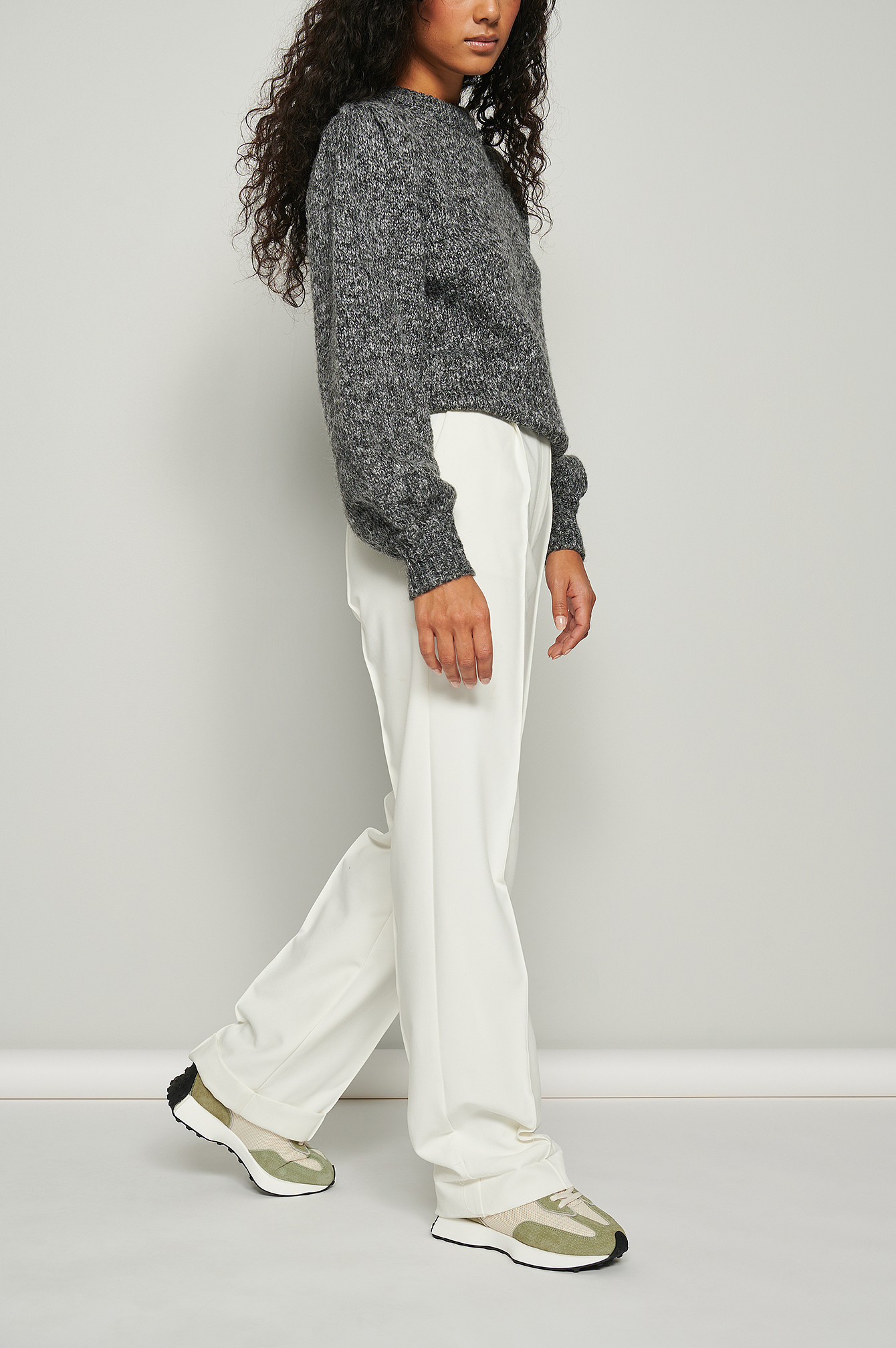 structured trainers womens