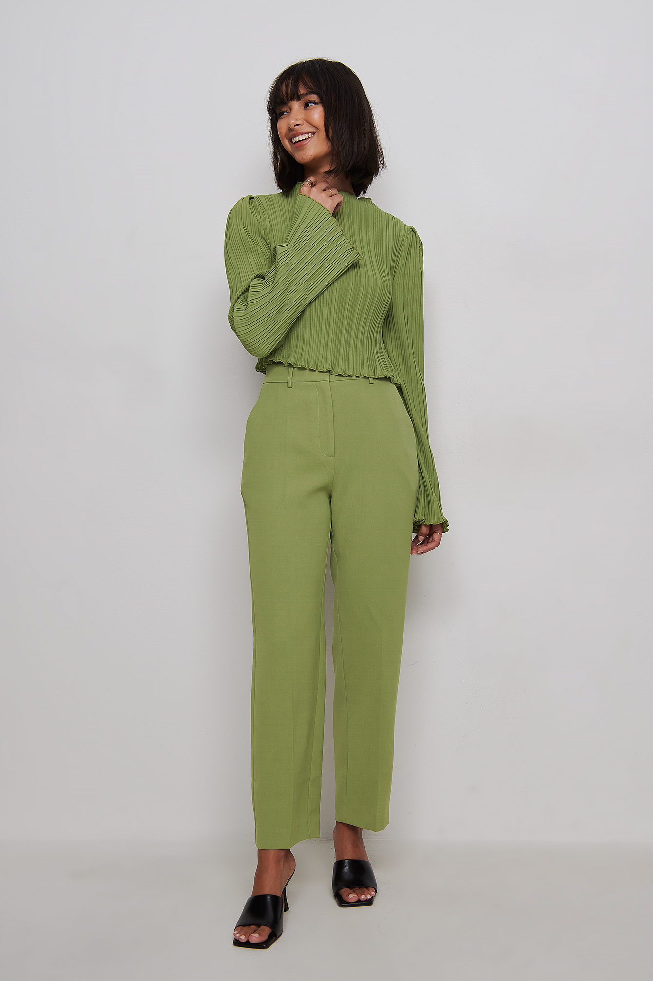 taylor lashae x NA-KD Recycled Suit Pants - Green