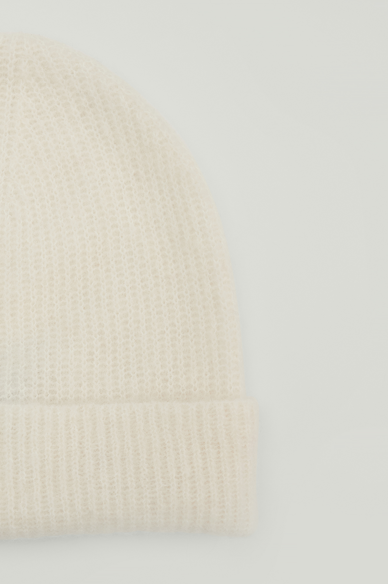 Thin Alpaca Blend Beanie Offwhite | na 