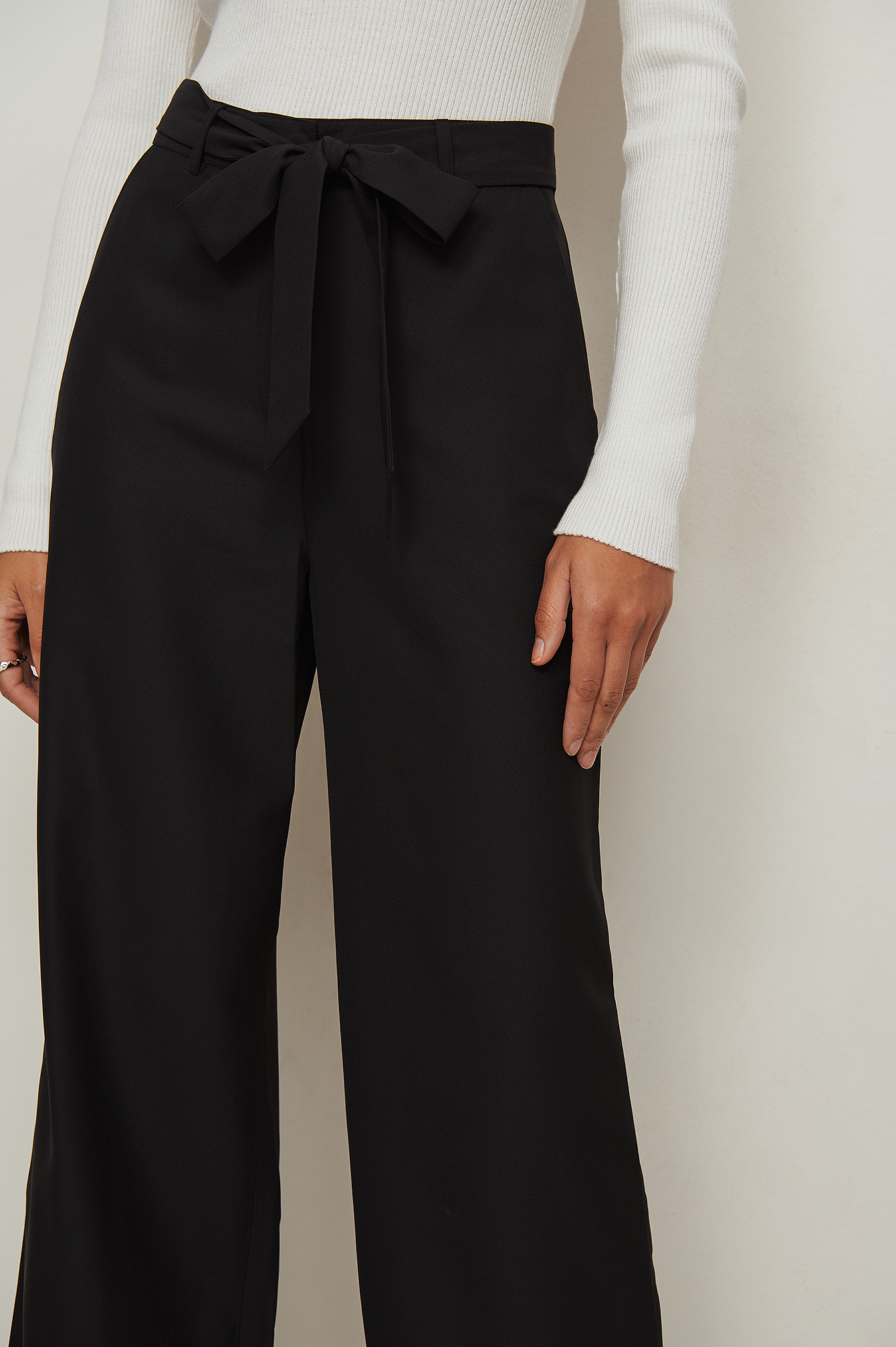 Tie Waist Flowy Pants Black | na-kd.com