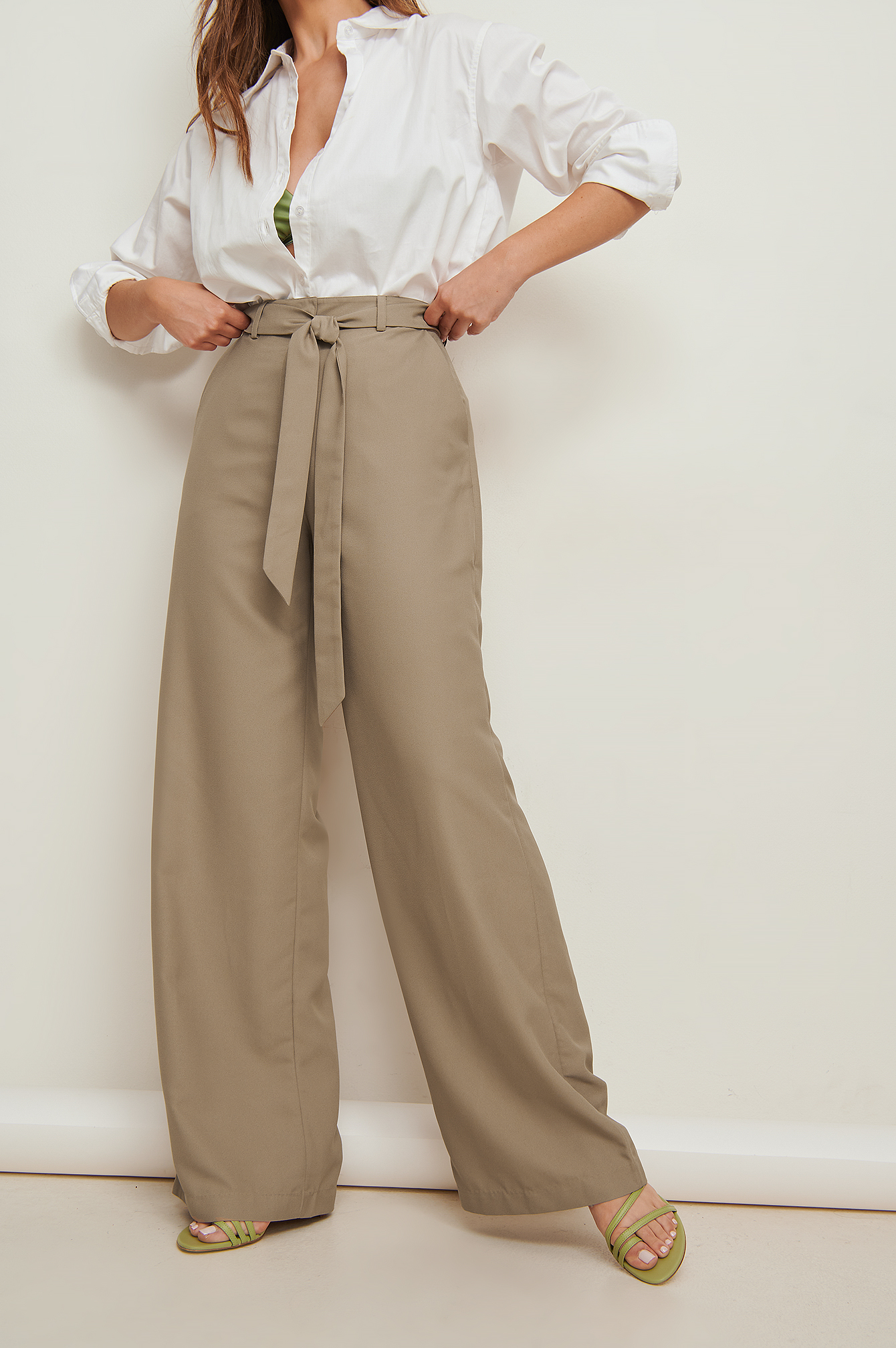 Tie Waist Flowy Pants Beige | na-kd.com