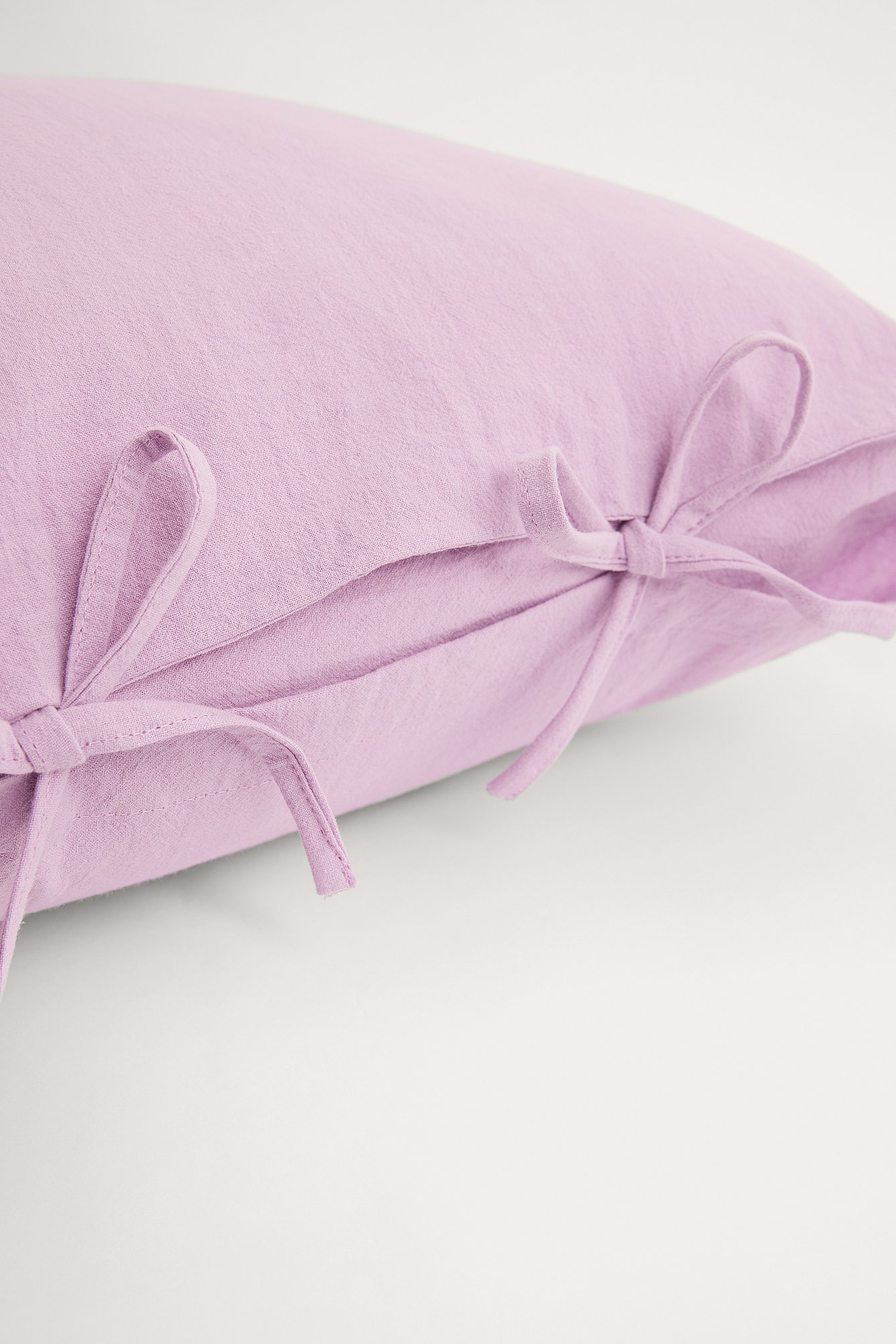 Lilac Tied Cotton Cushion Cover