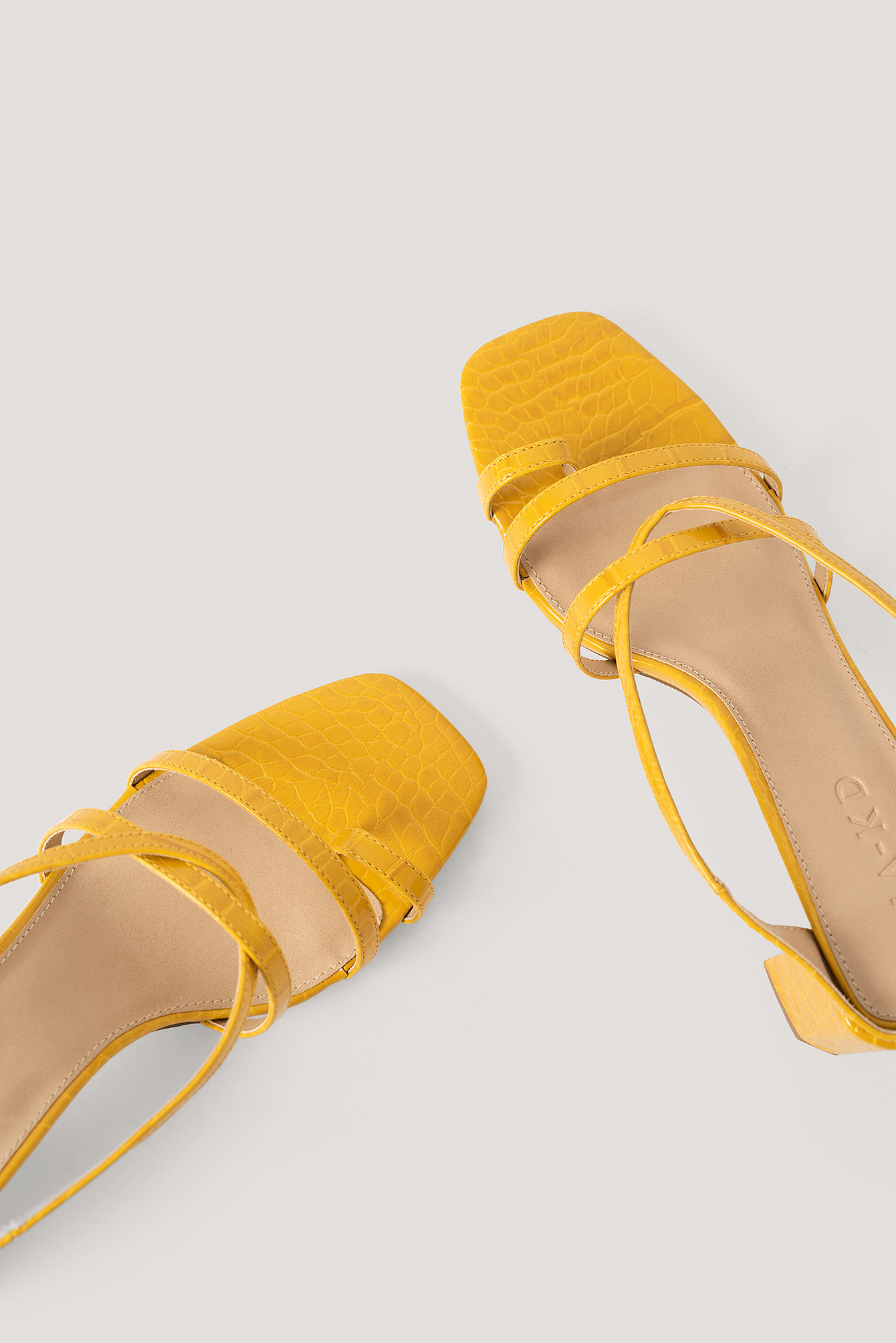 Toe Ring Strappy Block Heels Yellow | na-kd.com