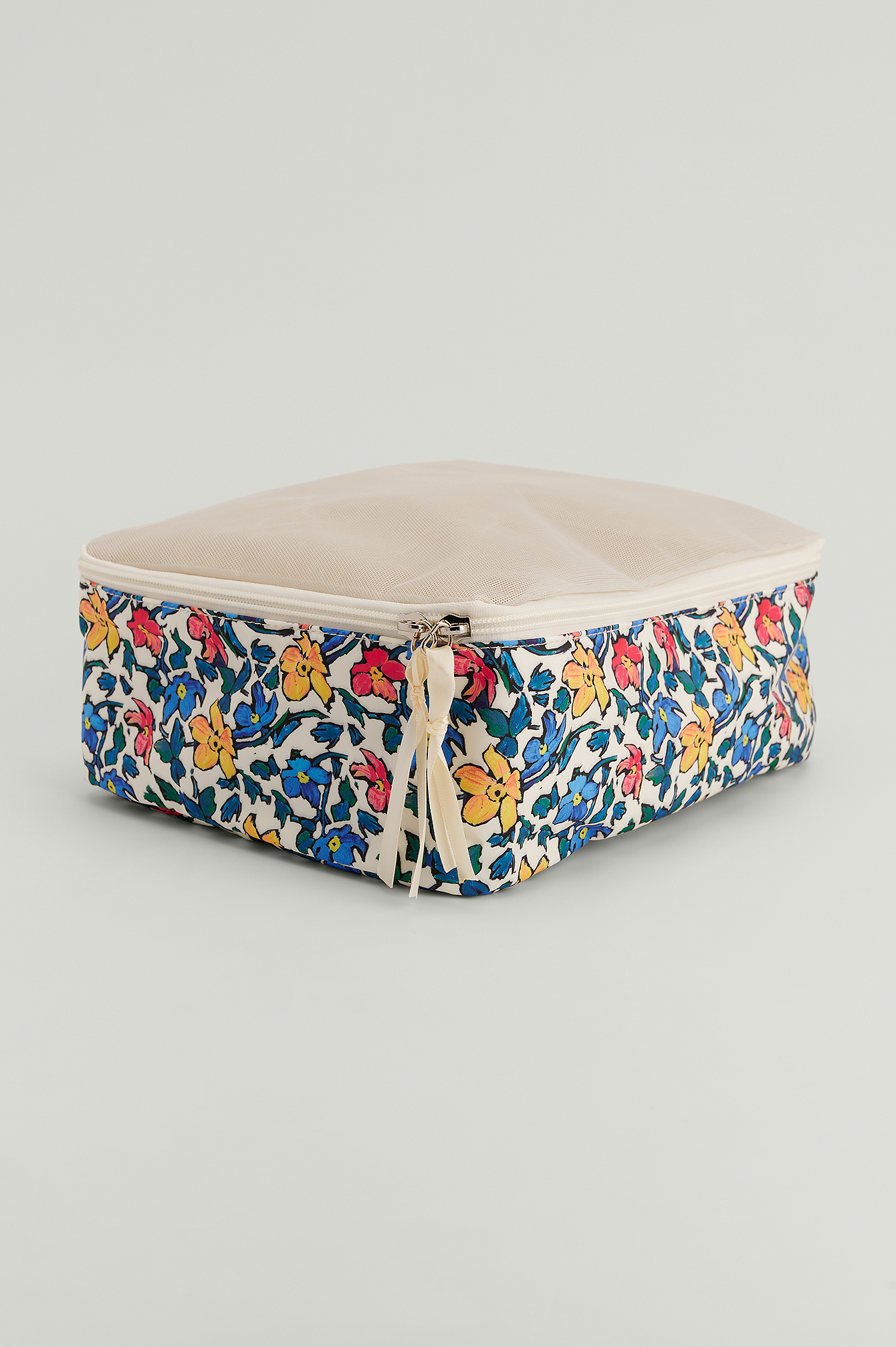 Travel organizers Flower NAKD