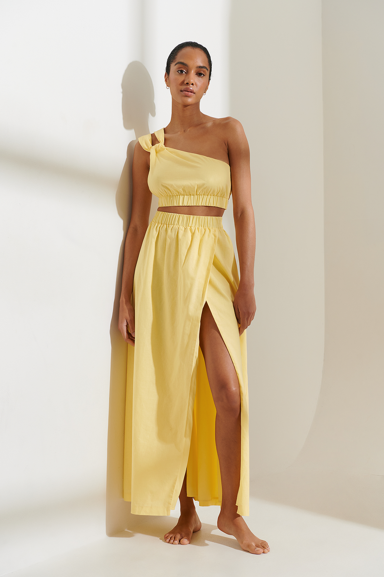 Twisted Detail Linen Top Yellow