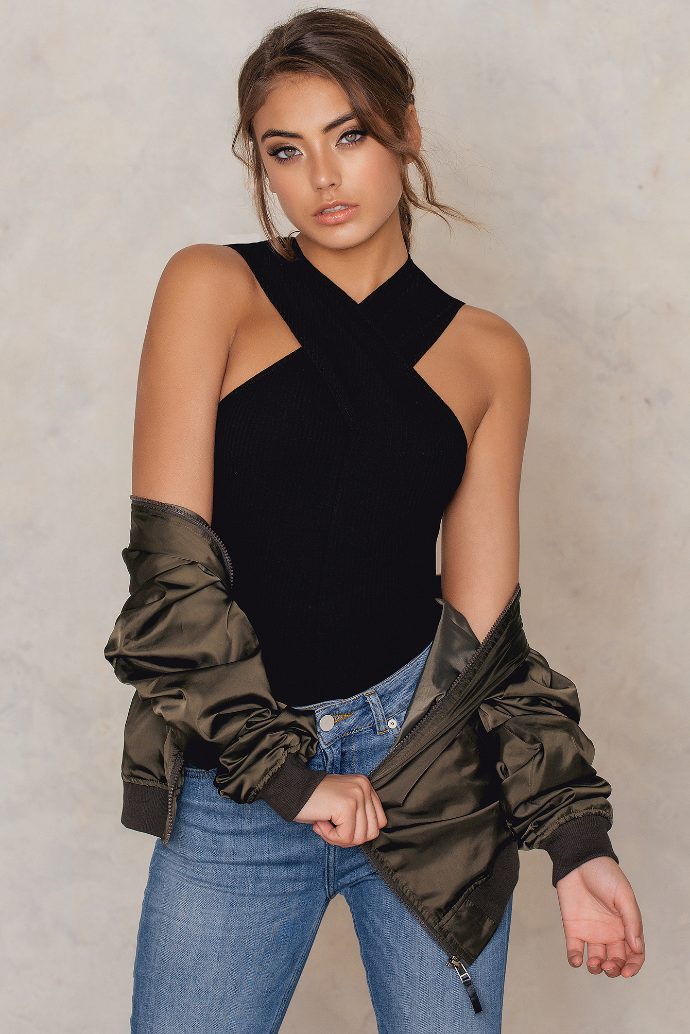 Twisted Front Rib Jersey Top Schwarz | NA-KD