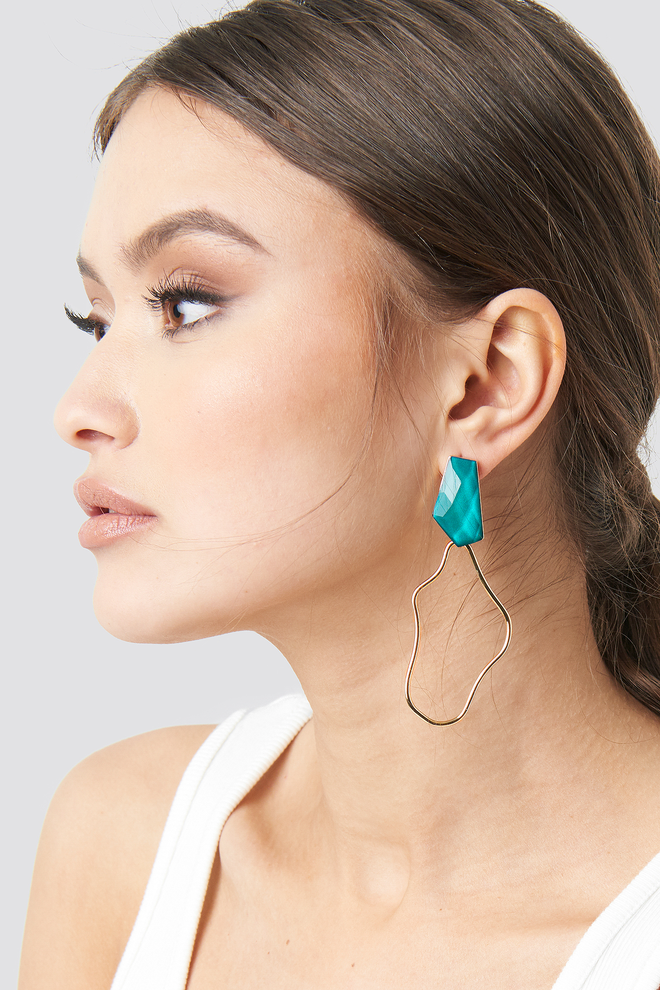 Uneven Wire Earrings Gold