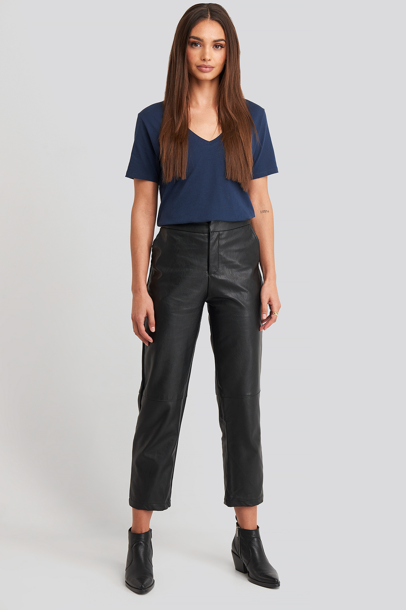 V-neck Tee Dark Navy