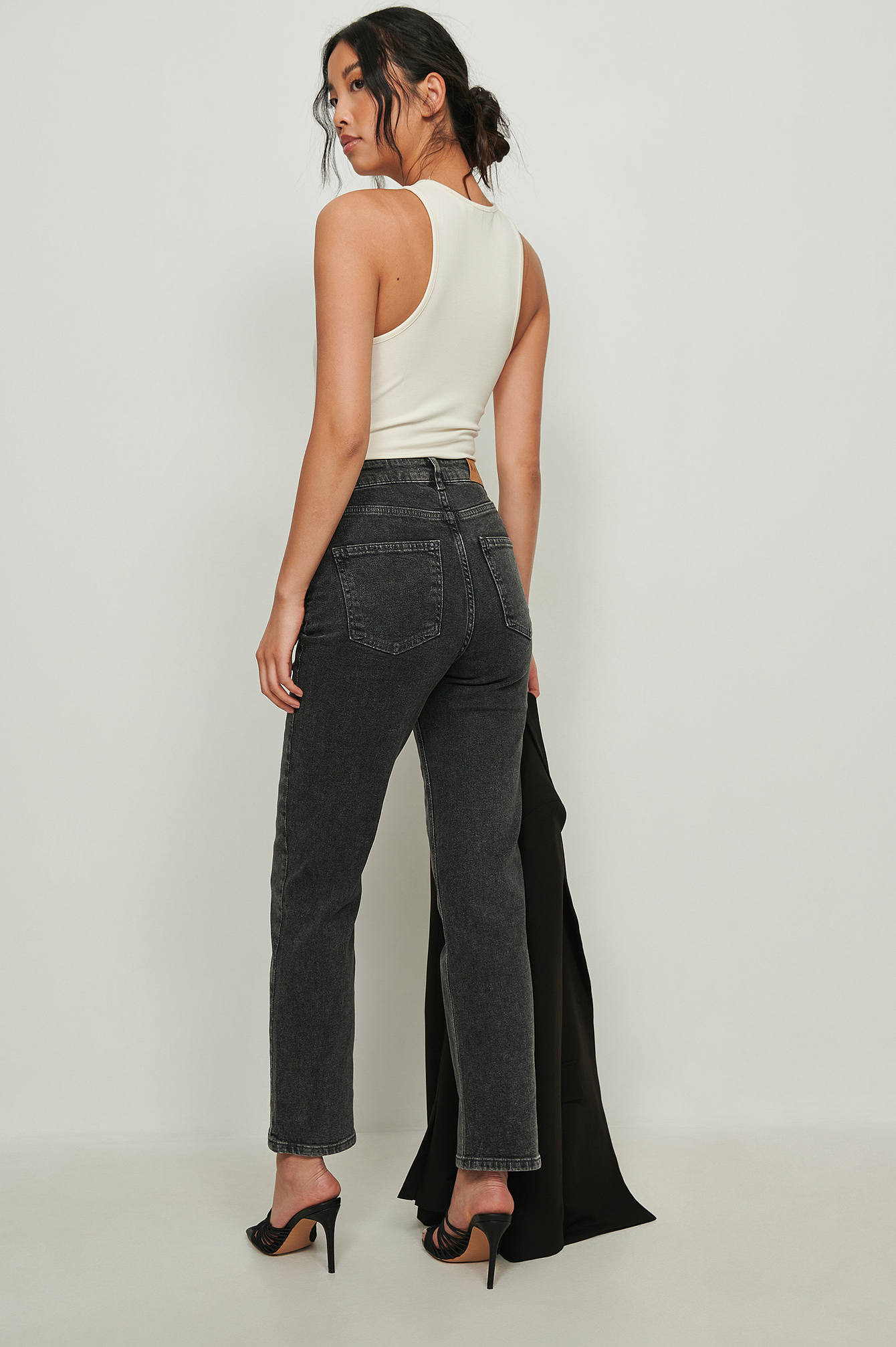 V-shaped Waist Straight Jeans Grey | na 
