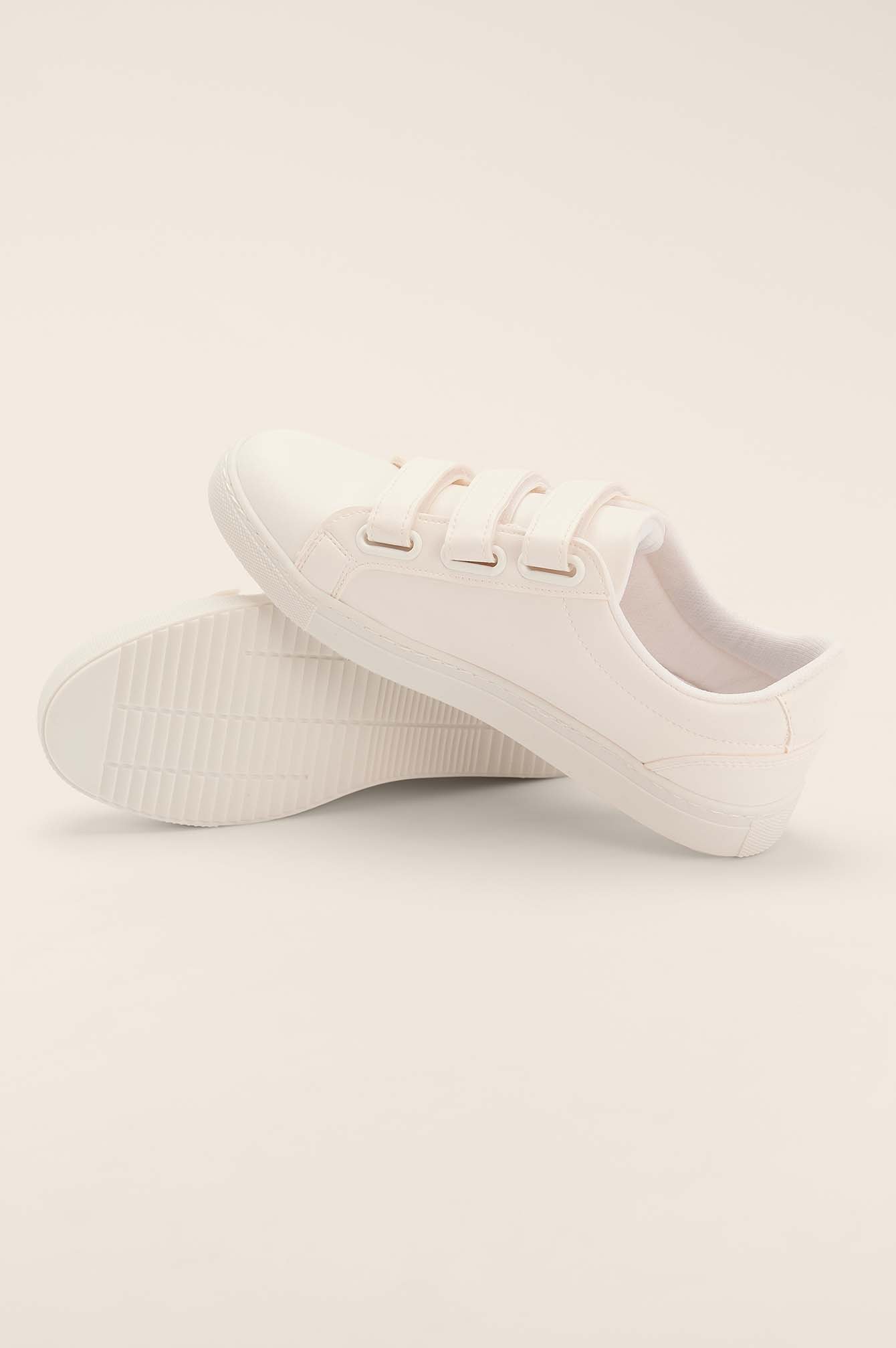 basic white trainers