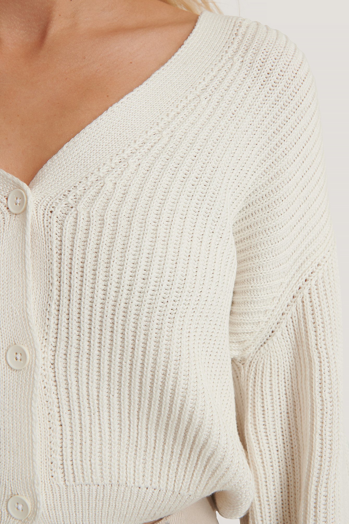Volume Sleeve Buttoned Cardigan Offwhite | na-kd.com