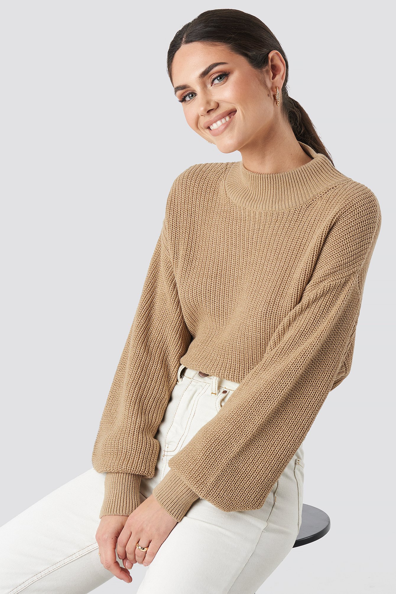 na-kd -  Volume Sleeve High Neck Knitted Sweater - Beige