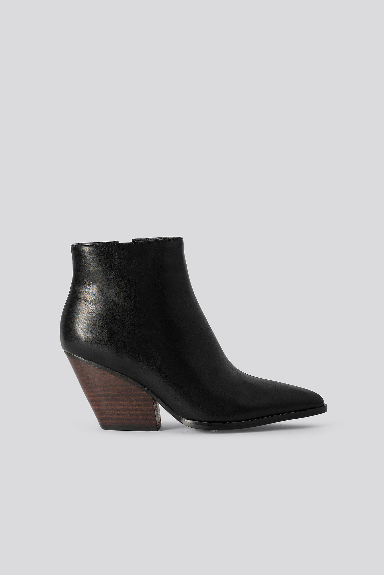 Western Heel Pointy Boots Black