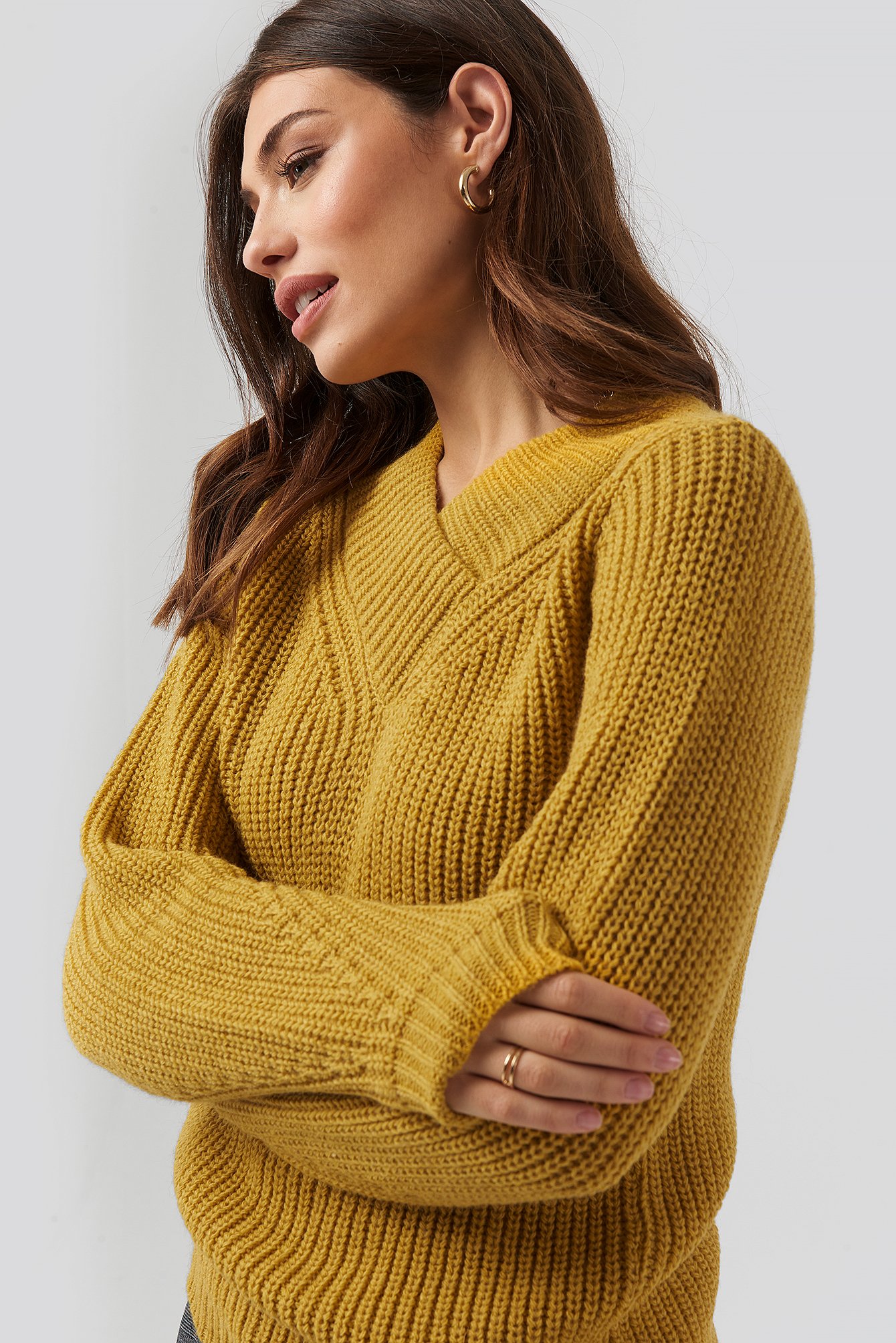 Yellow Wide Band V-Neck Ribbed Sweater