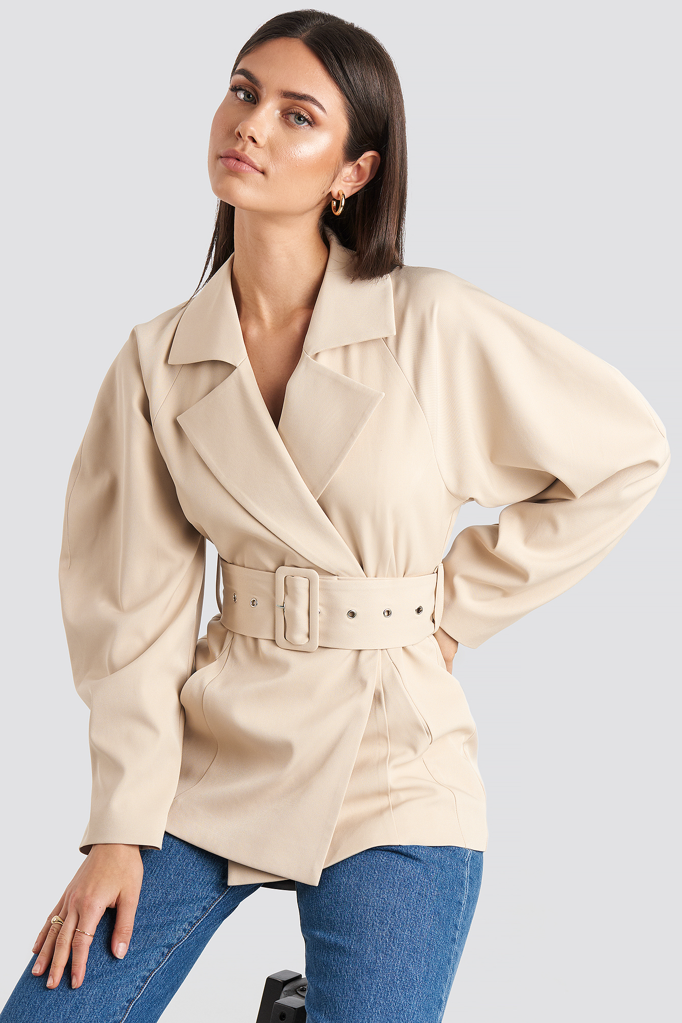 Wide Belt Blazer Beige