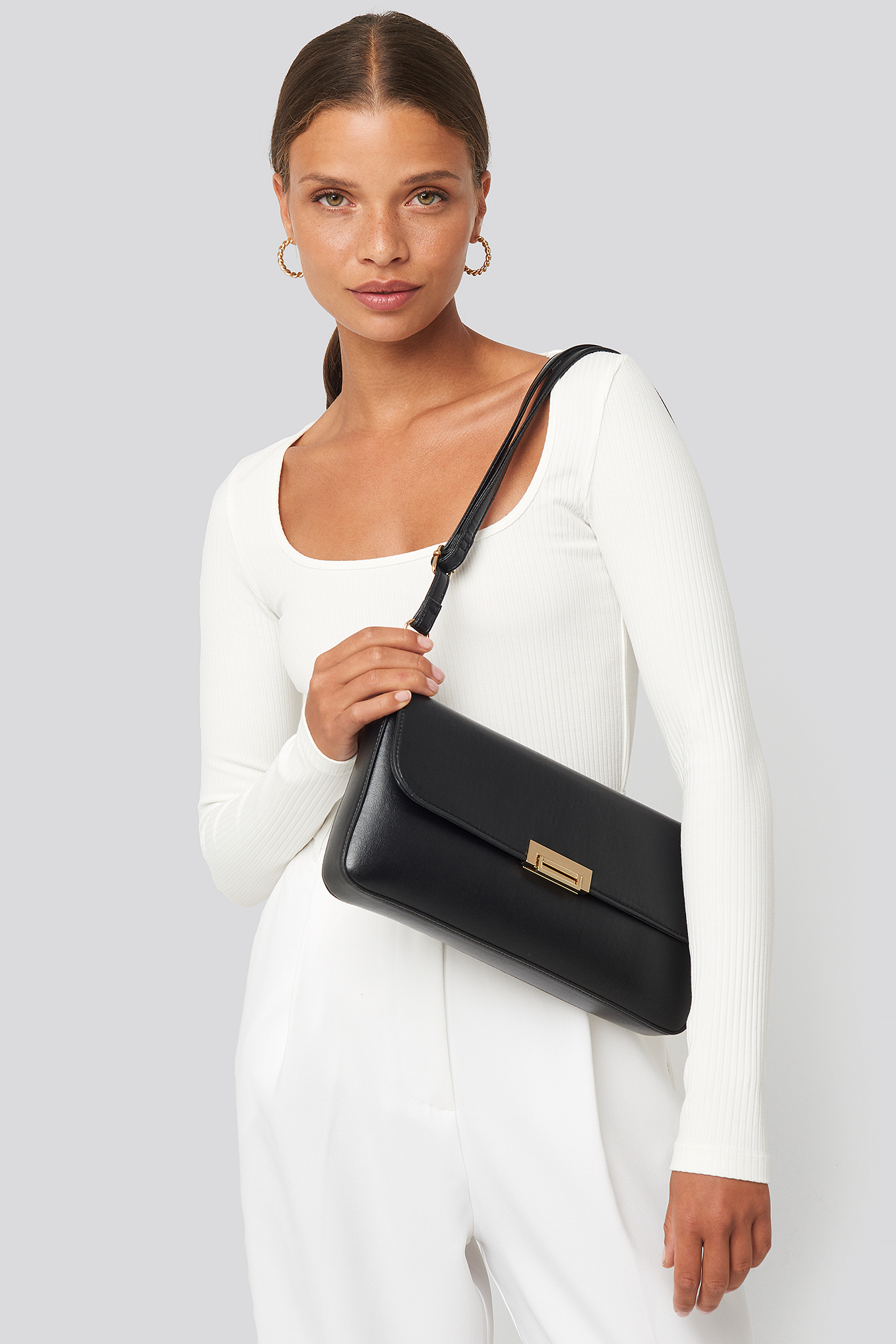 Wide Clutch Bag Black