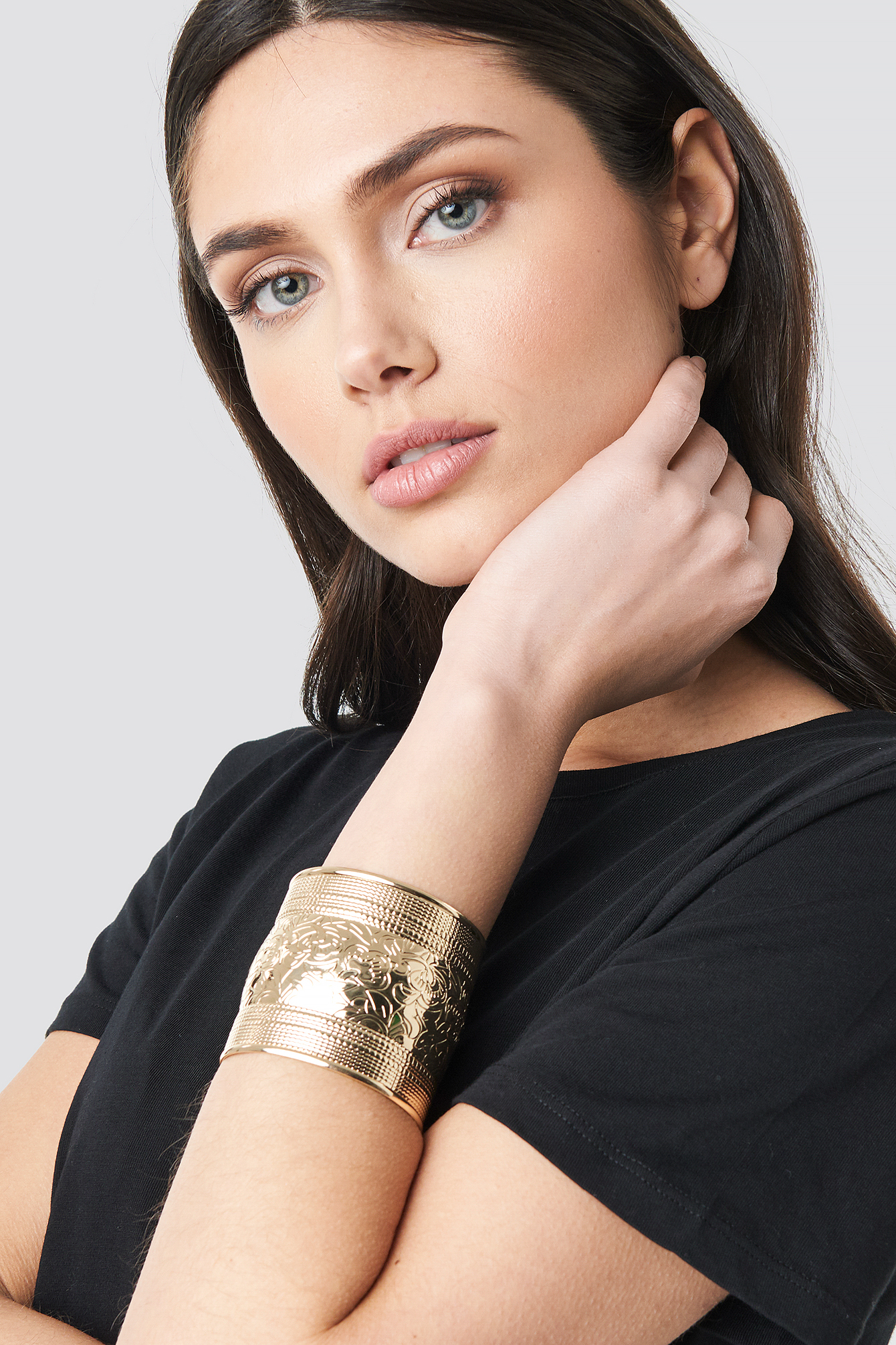 Wide Engraved Armcuff Gold