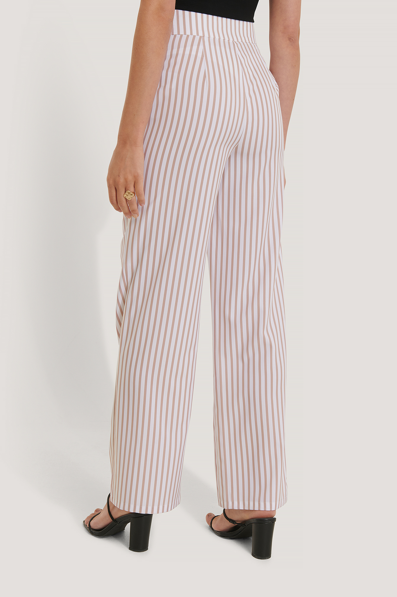 Striped trousers | Order pinstriped trousers from NA-KD | na-kd.com