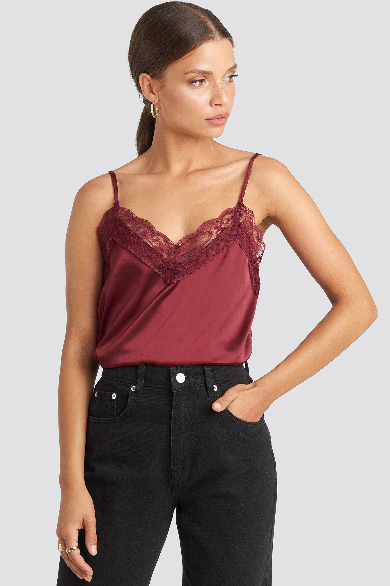 Wide Lace Singlet Burgundy